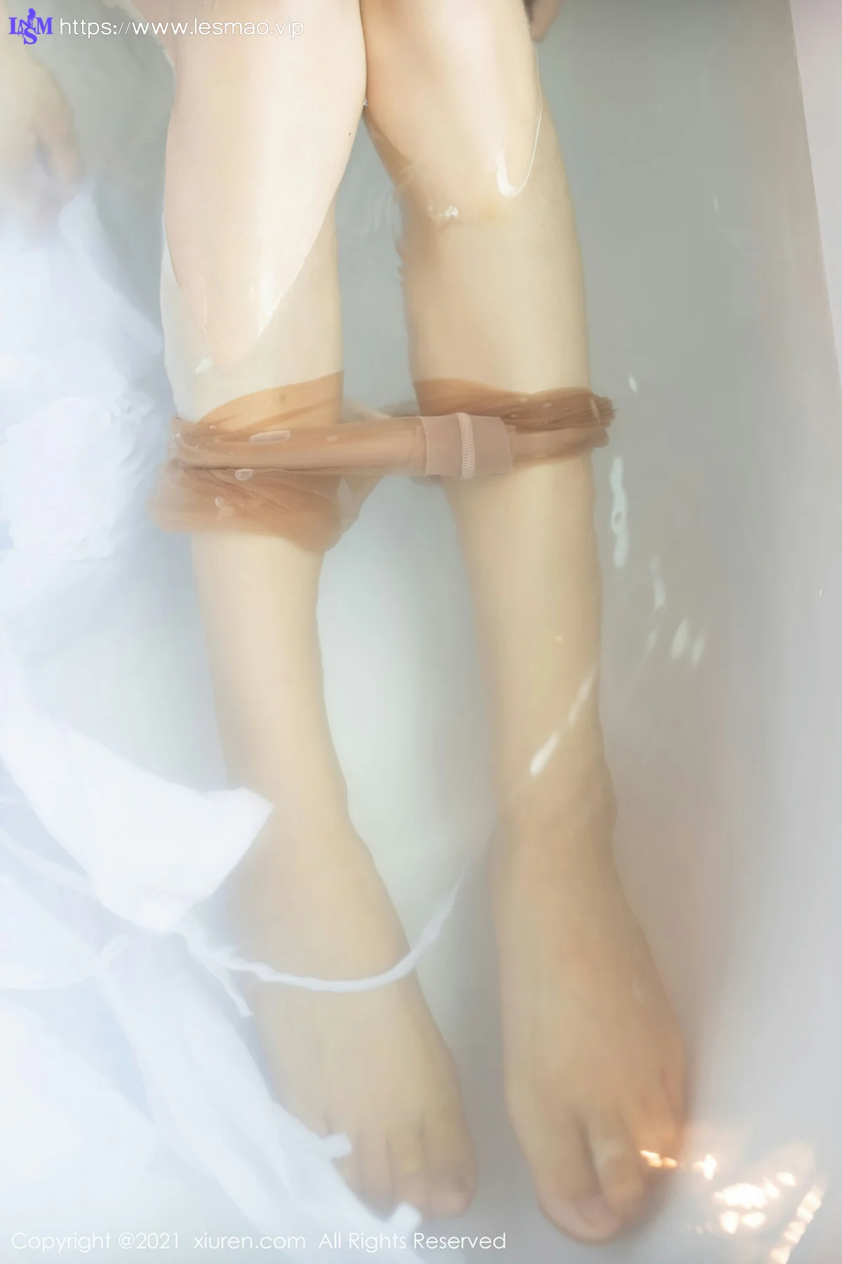 XiuRen 秀人 No.3991 浴室主题系列 陆萱萱 性感写真1 - 60