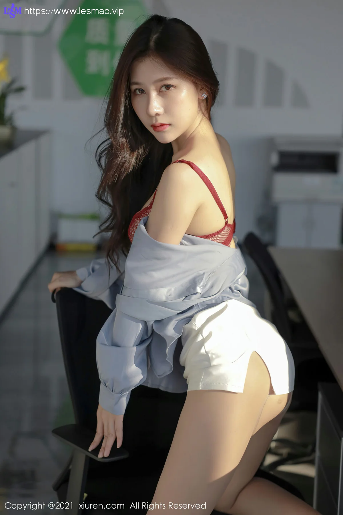 XiuRen 秀人 No.3994 加班剧情 尹甜甜 性感写真 - 61