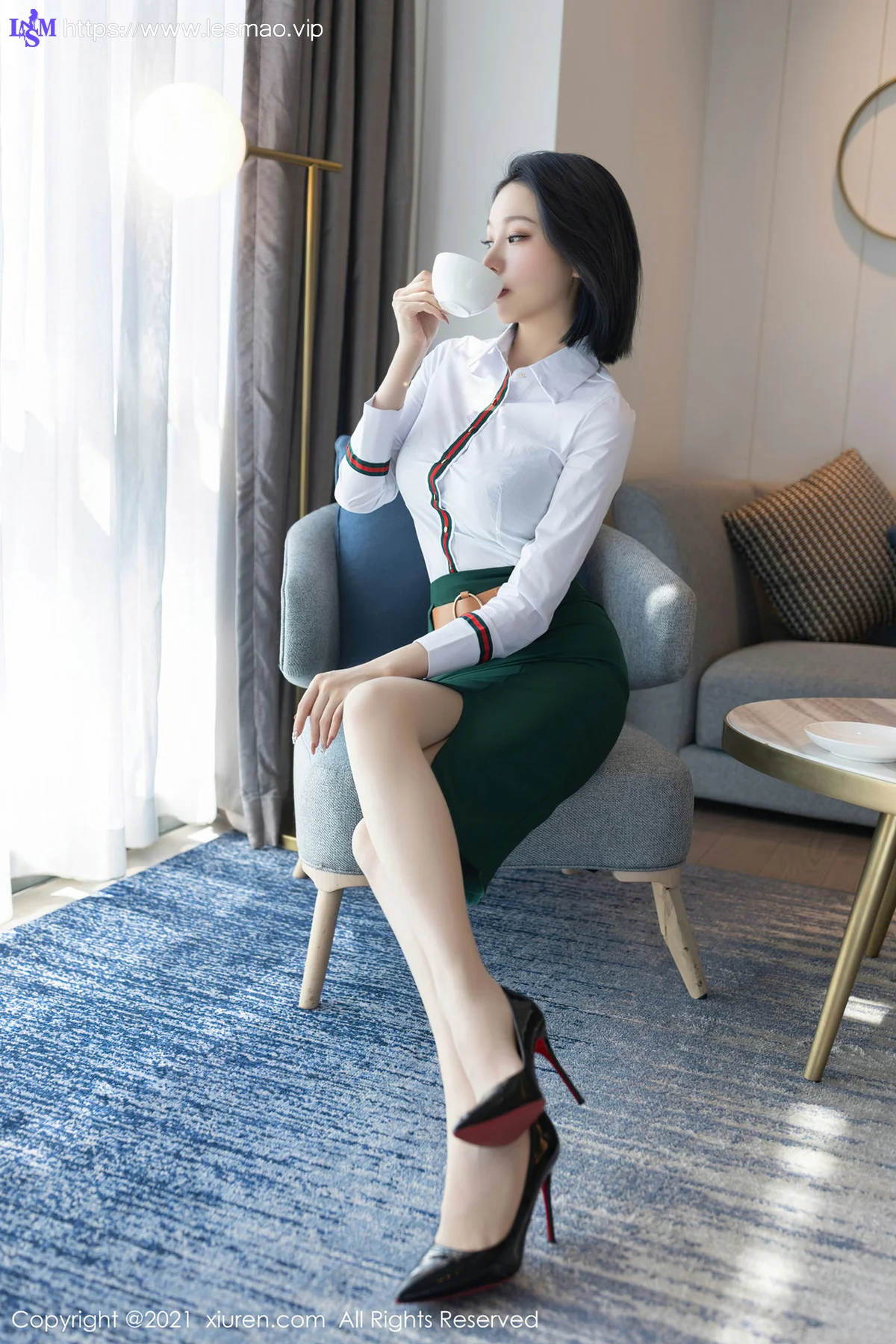 XiuRen 秀人 No.3996 借宿主题 安然Maleah 性感写真 - 13
