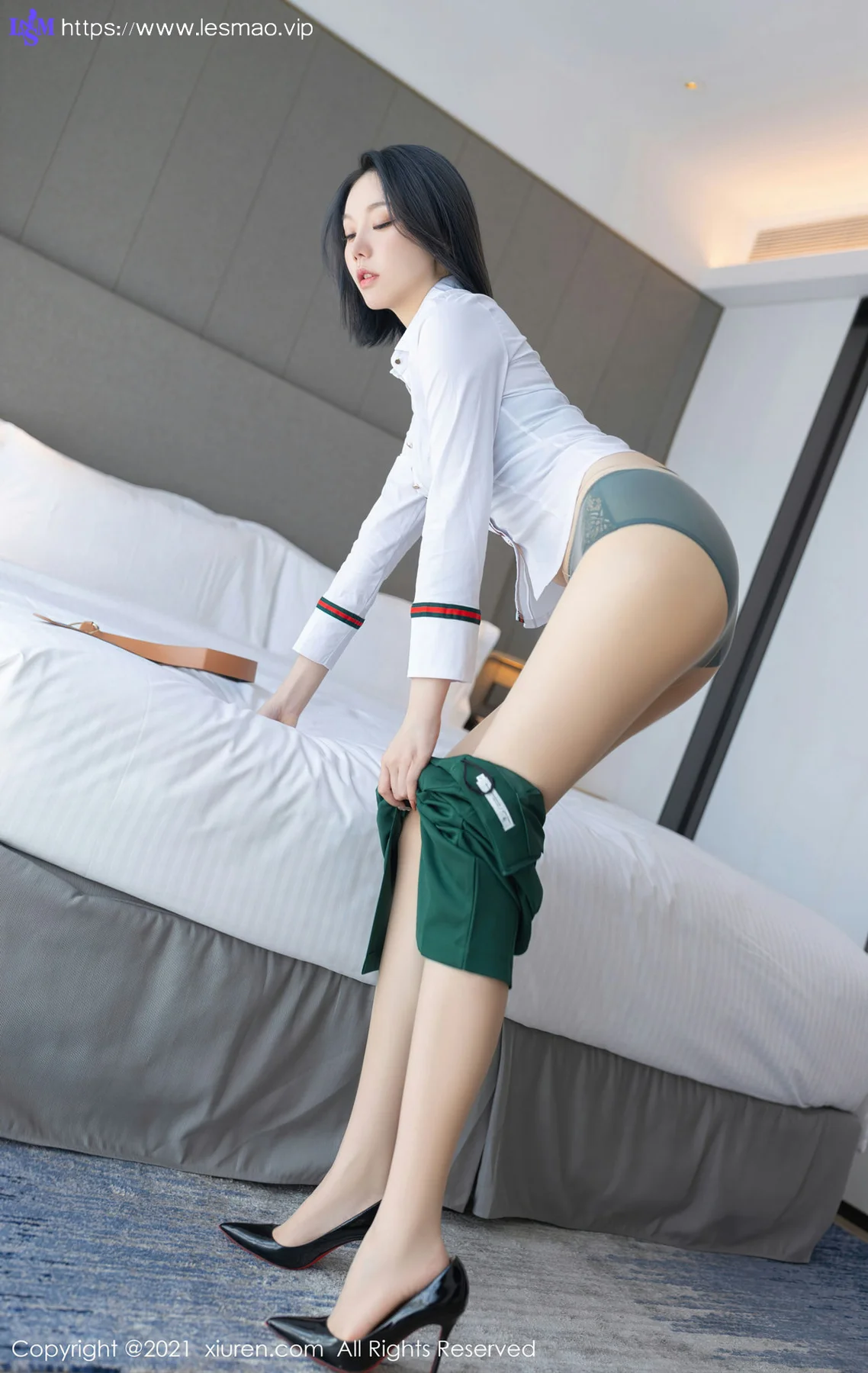 XiuRen 秀人 No.3996 借宿主题 安然Maleah 性感写真 - 35