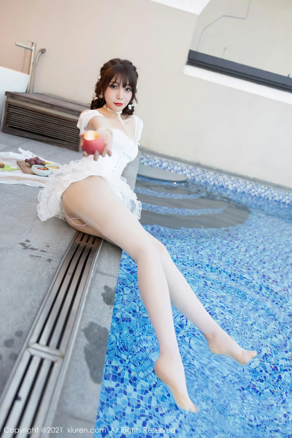 XiuRen 秀人 No.3998 女友下午茶 芝芝Booty 深圳旅拍 - 25