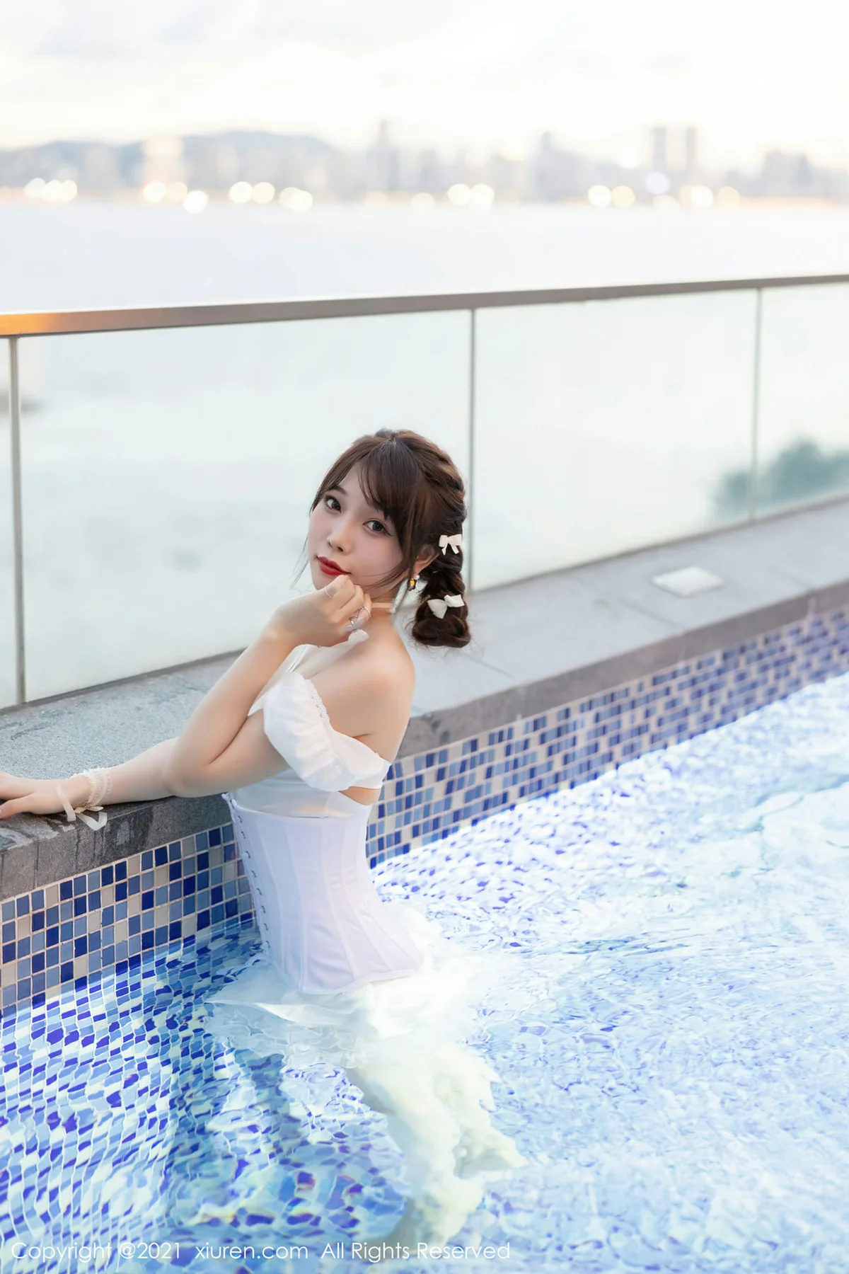 XiuRen 秀人 No.3998 女友下午茶 芝芝Booty 深圳旅拍 - 27
