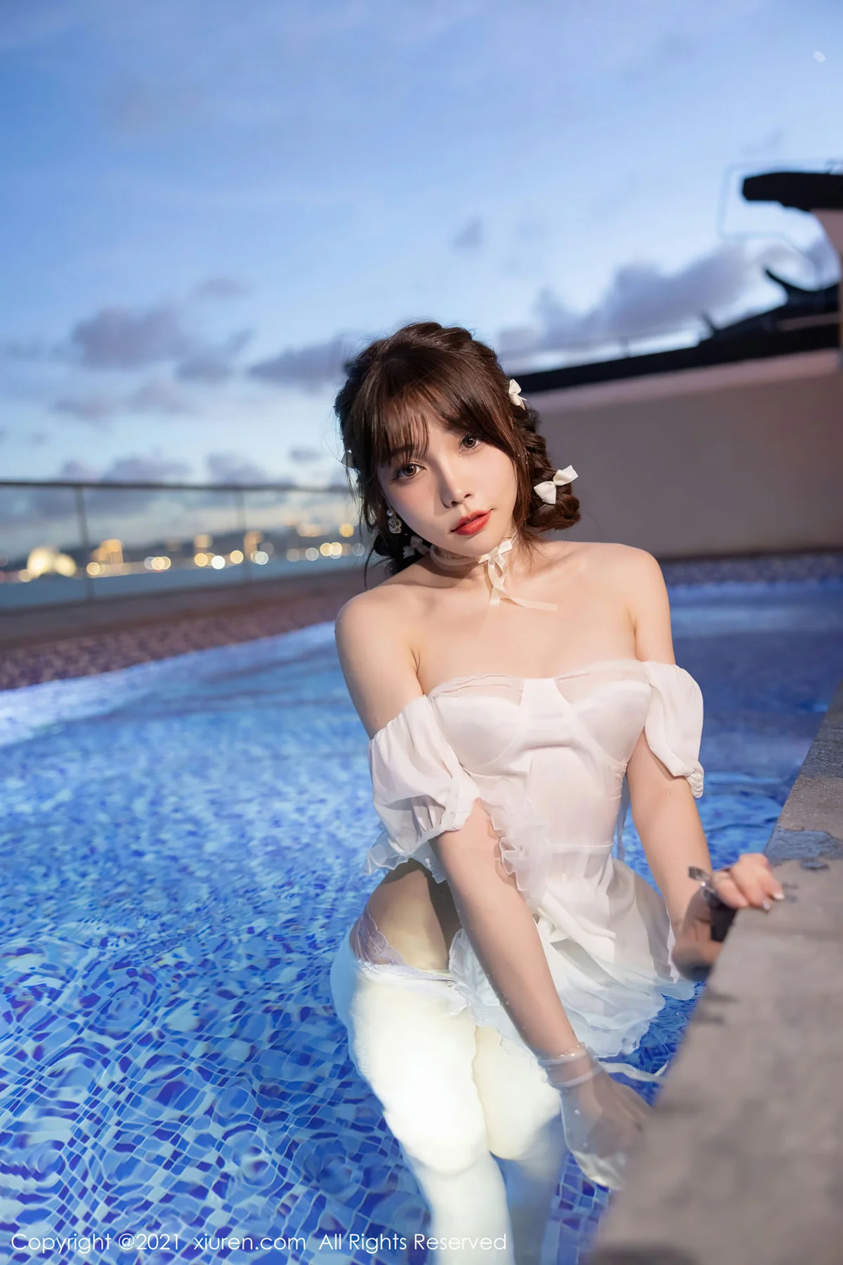 XiuRen 秀人 No.3998 女友下午茶 芝芝Booty 深圳旅拍 - 38