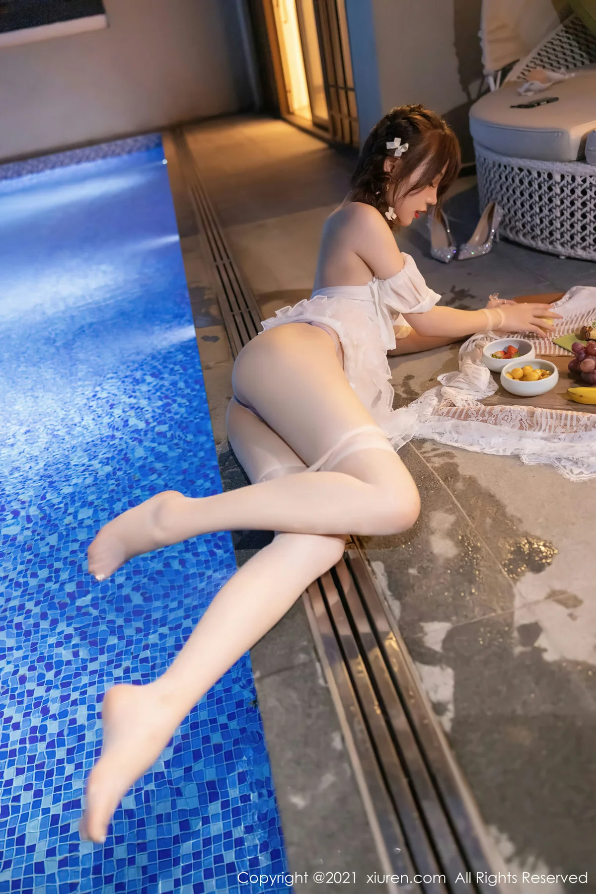XiuRen 秀人 No.3998 女友下午茶 芝芝Booty 深圳旅拍 - 57