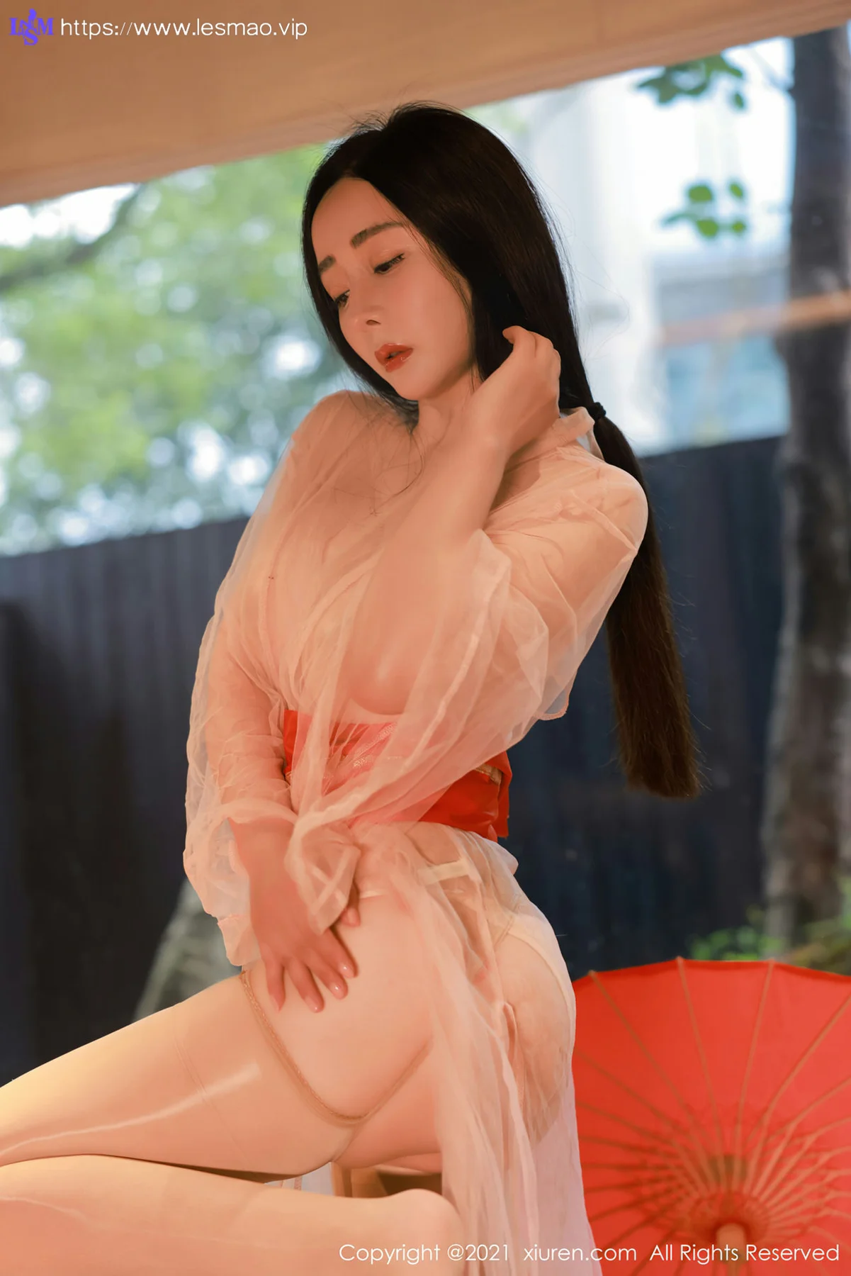 XiuRen 秀人 No.4002 日料店兼职 允爾 性感写真 - 43