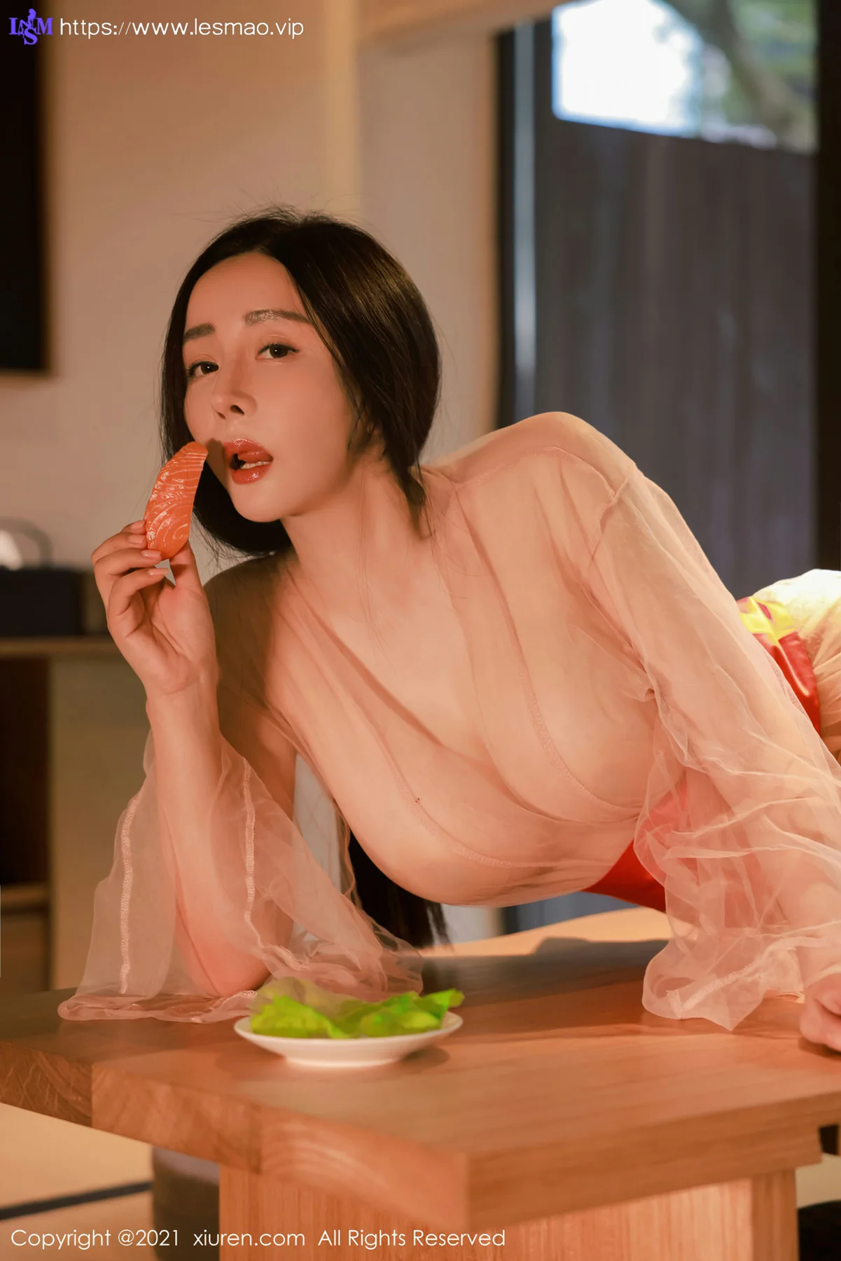 XiuRen 秀人 No.4002 日料店兼职 允爾 性感写真 - 47