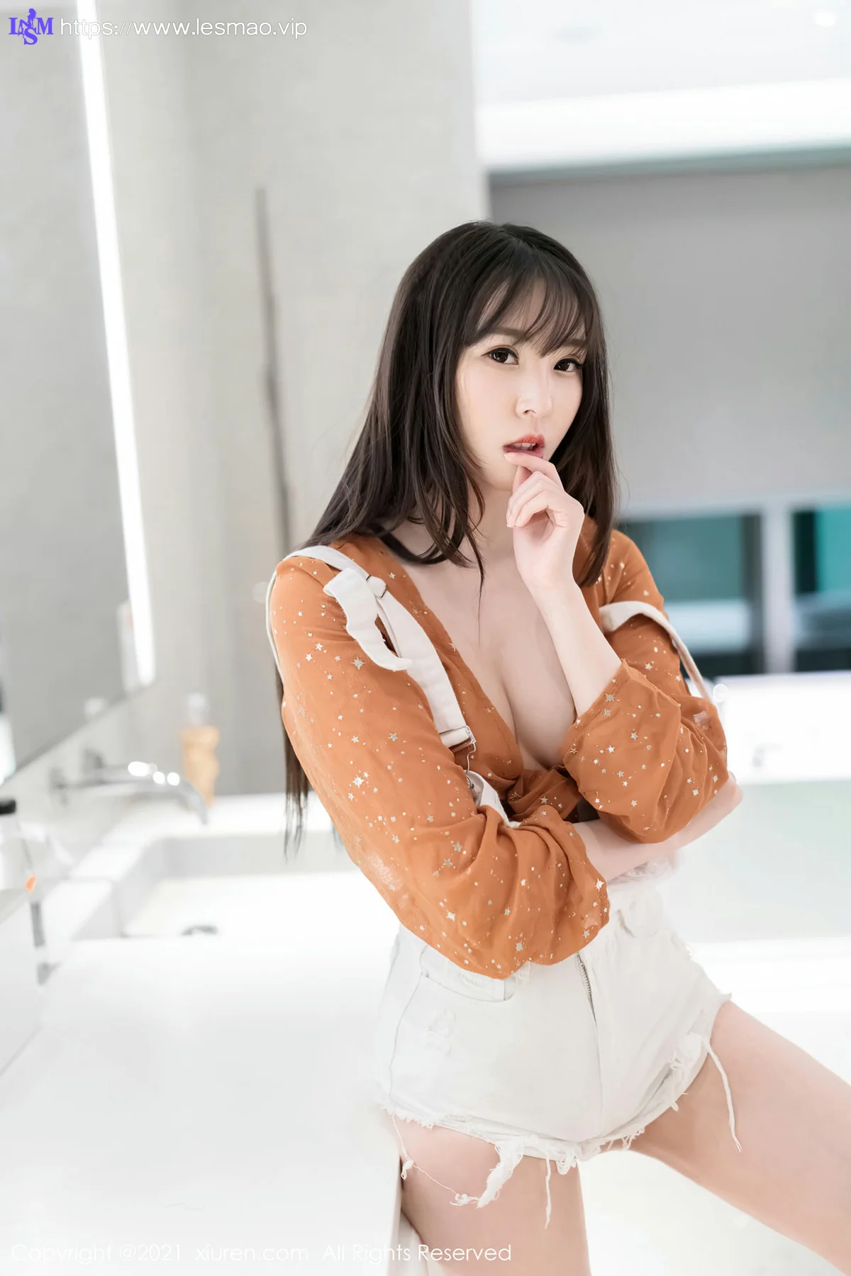 XiuRen 秀人 No.4015 肌肤冰莹胜雪 小波多 性感写真 - 16
