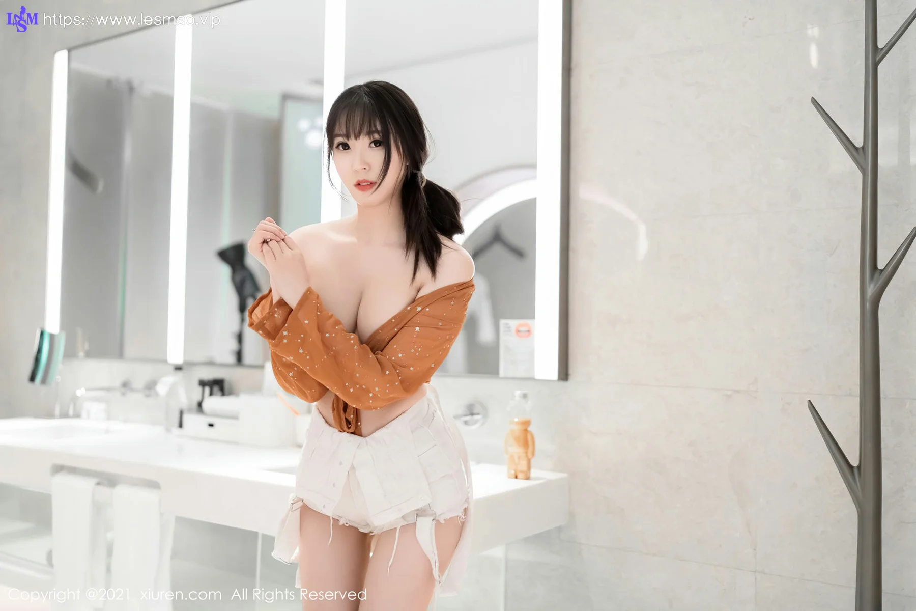 XiuRen 秀人 No.4015 肌肤冰莹胜雪 小波多 性感写真 - 22