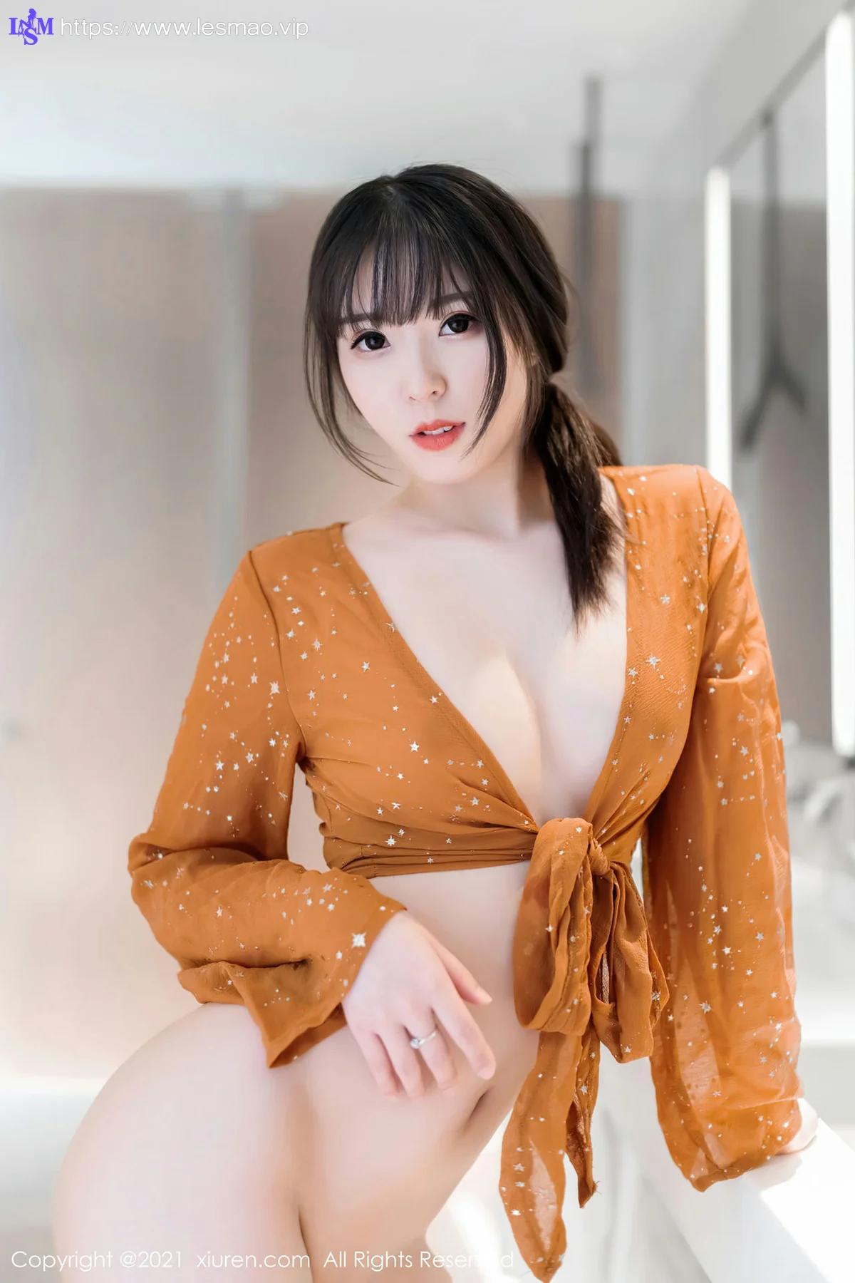 XiuRen 秀人 No.4015 肌肤冰莹胜雪 小波多 性感写真 - 32