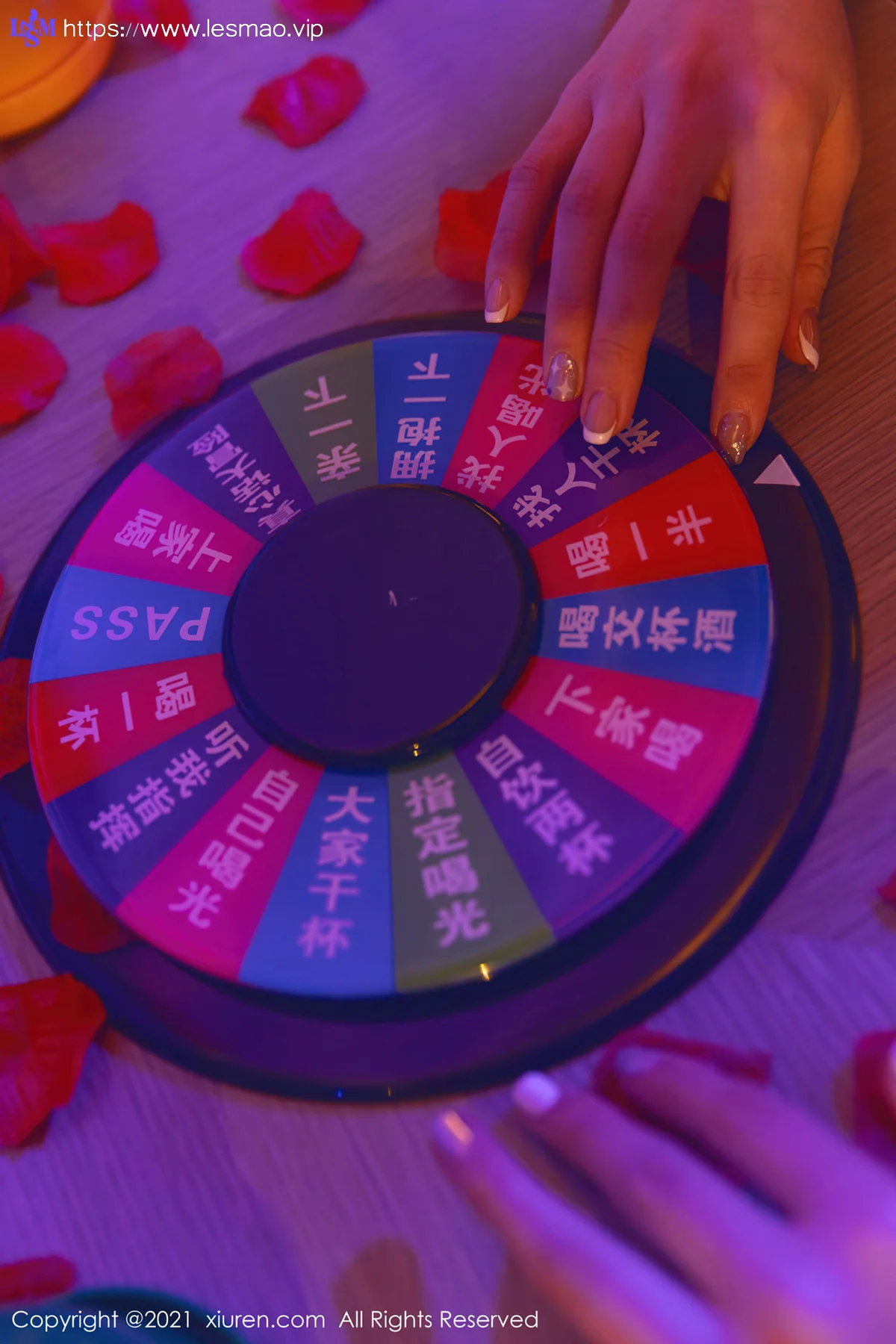 XiuRen 秀人 No.4025 生日party系列模特合集 王雨纯和朱可儿Flower33 - 13
