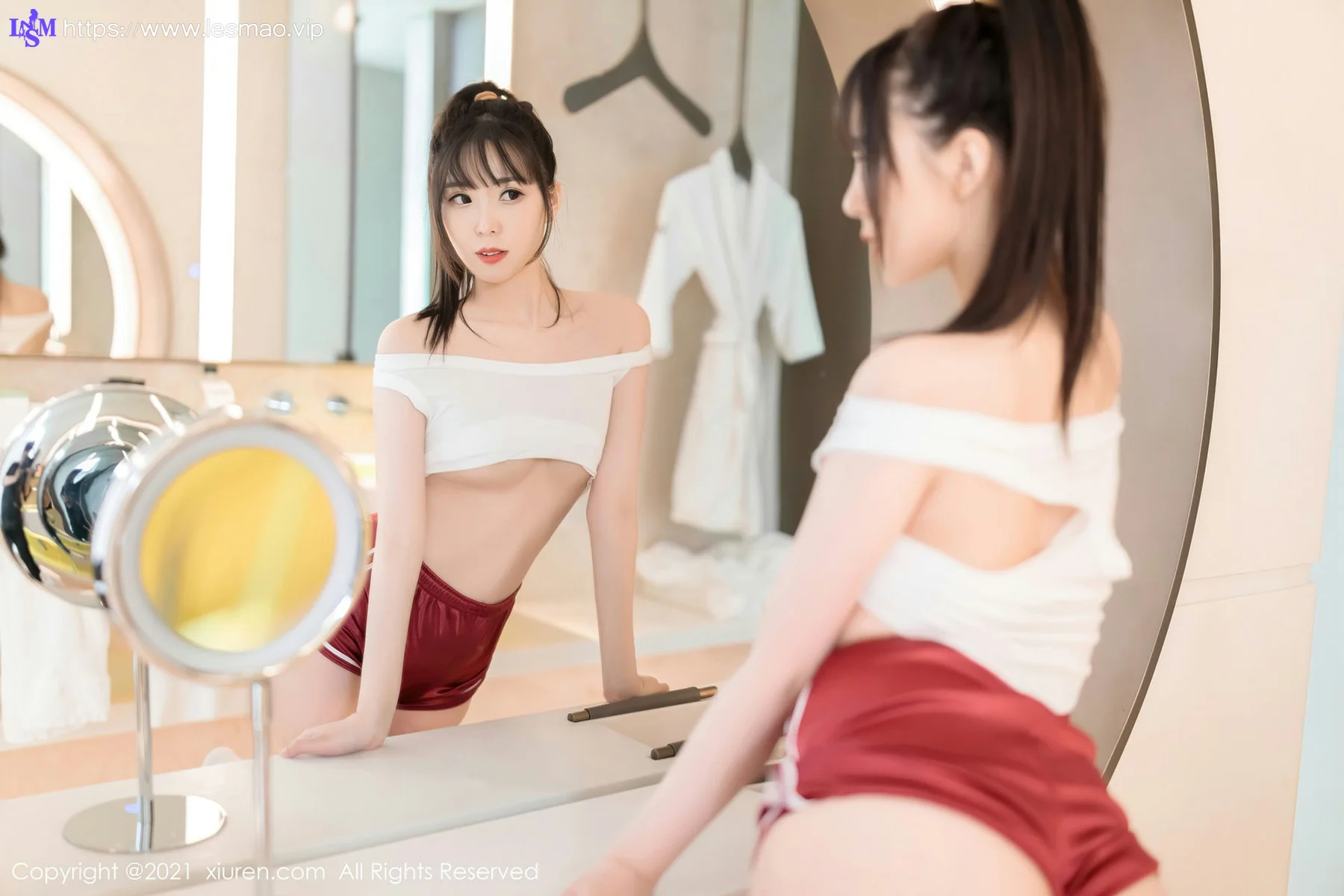 XiuRen 秀人 No.4030 居家女友服饰 小波多 性感写真 - 18