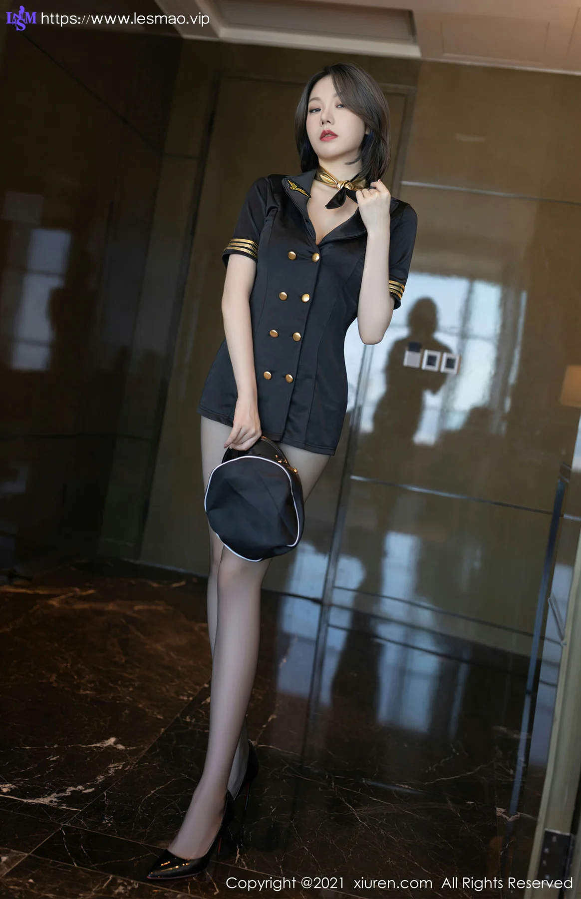 XiuRen 秀人 No.4034 性感空姐制服 安然Maleah 重庆旅拍 - 16