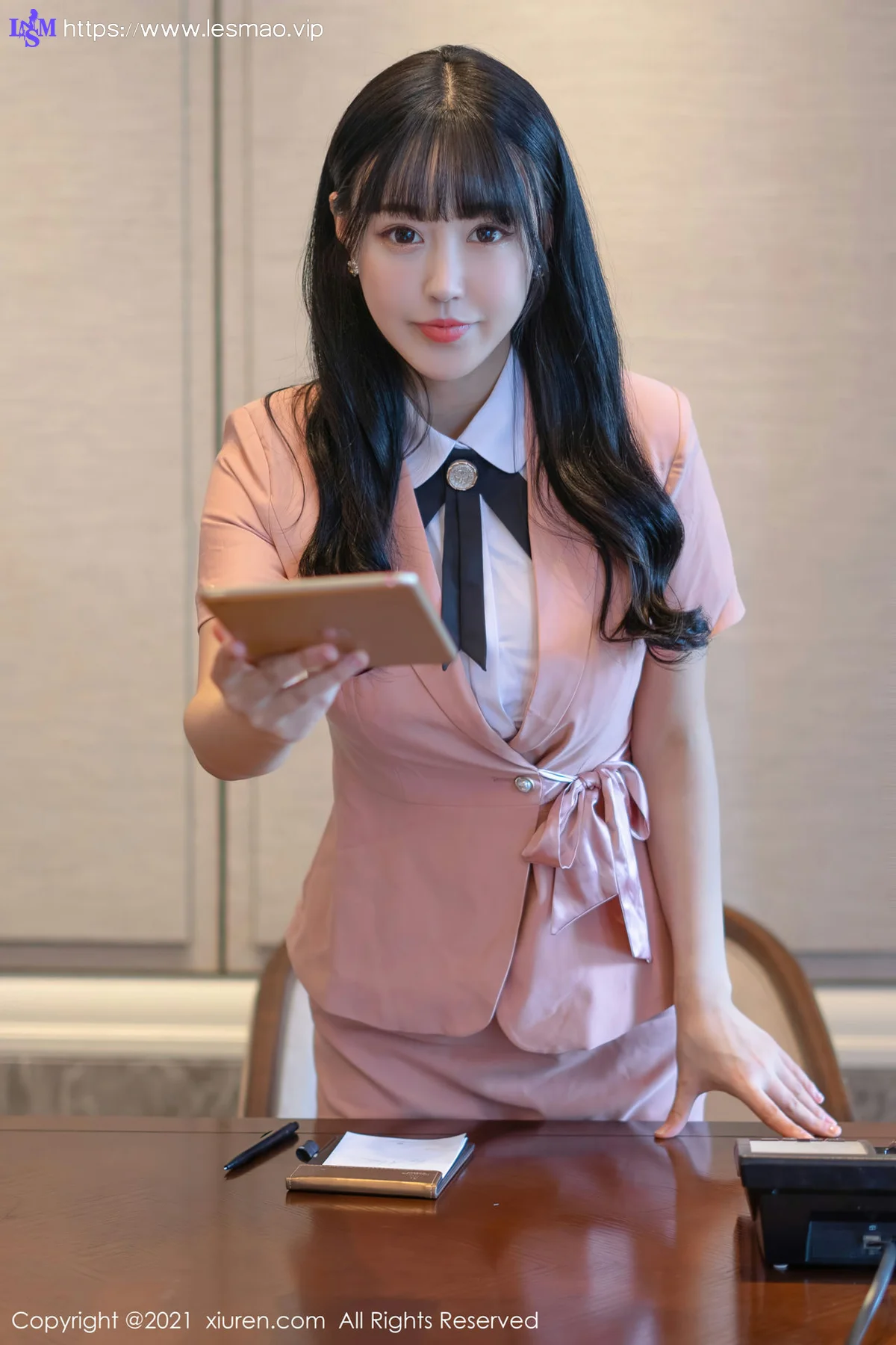 XiuRen 秀人 No.4044 童颜巨乳 朱可儿Flower 性感写真 - 7