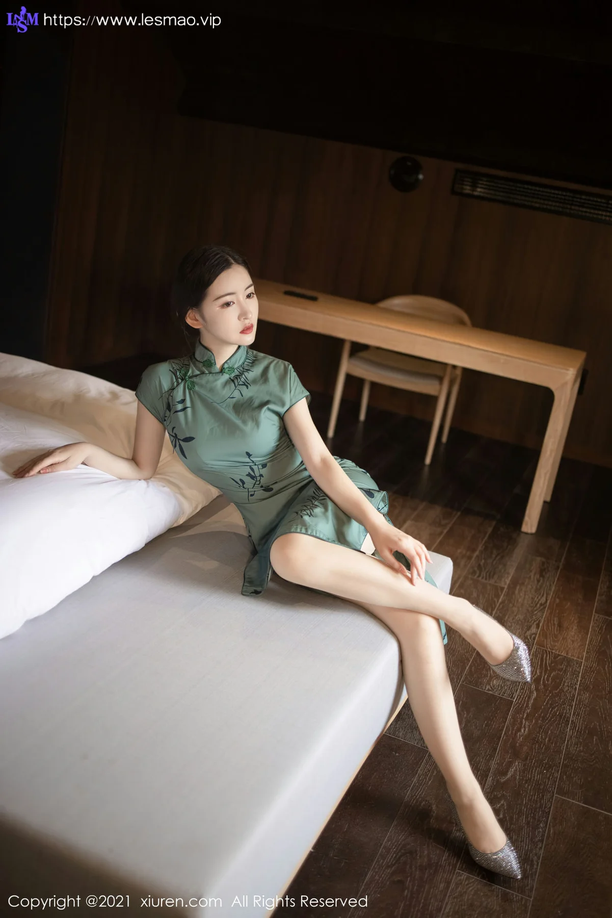 XiuRen 秀人 No.4048 韵味旗袍  沈梦瑶 性感写真2 - 20