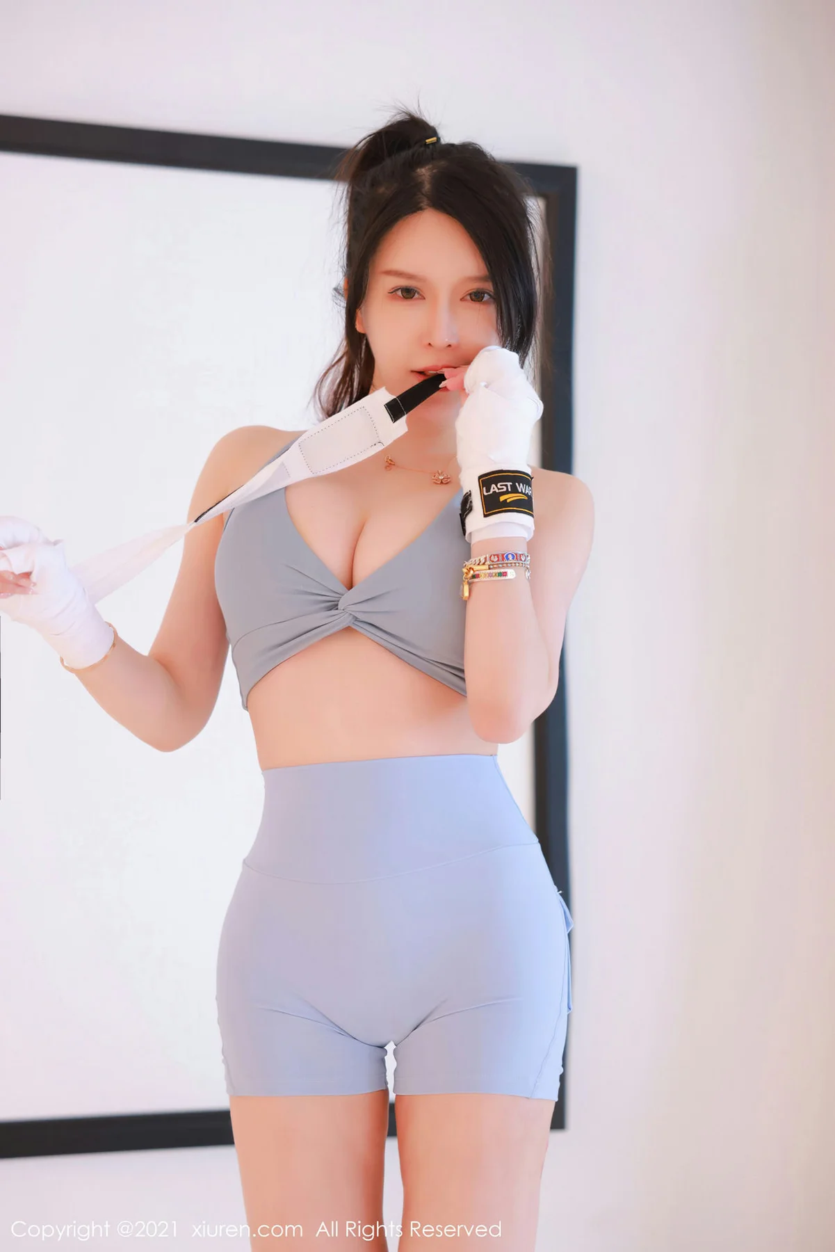 XiuRen 秀人 No.4055 紧身运动内衣 玉兔miki 大理旅拍 - 44