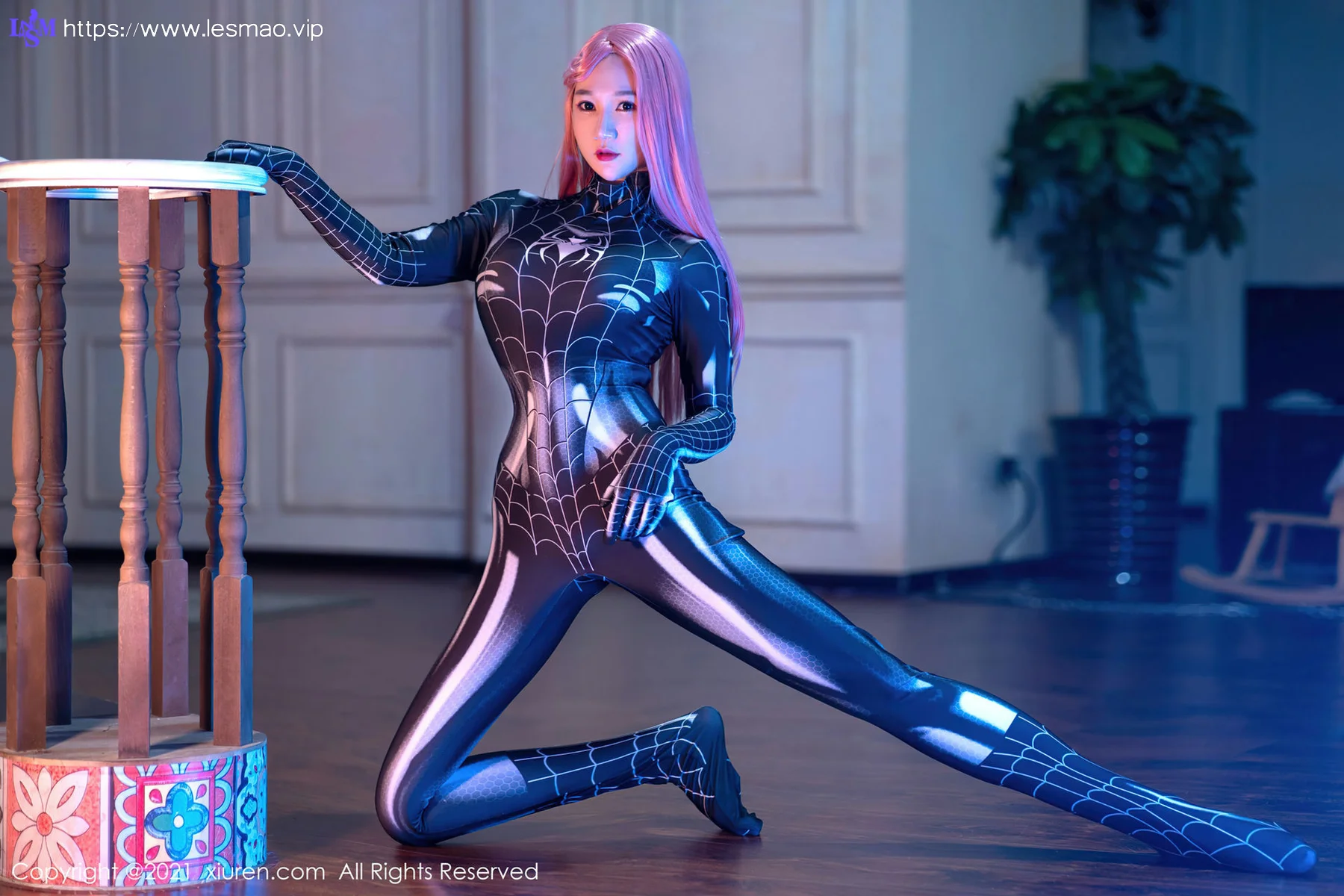 XiuRen 秀人 No.4070 毒液女香瓜臀御姐 顾乔楠Cora 性感写真3 - 8