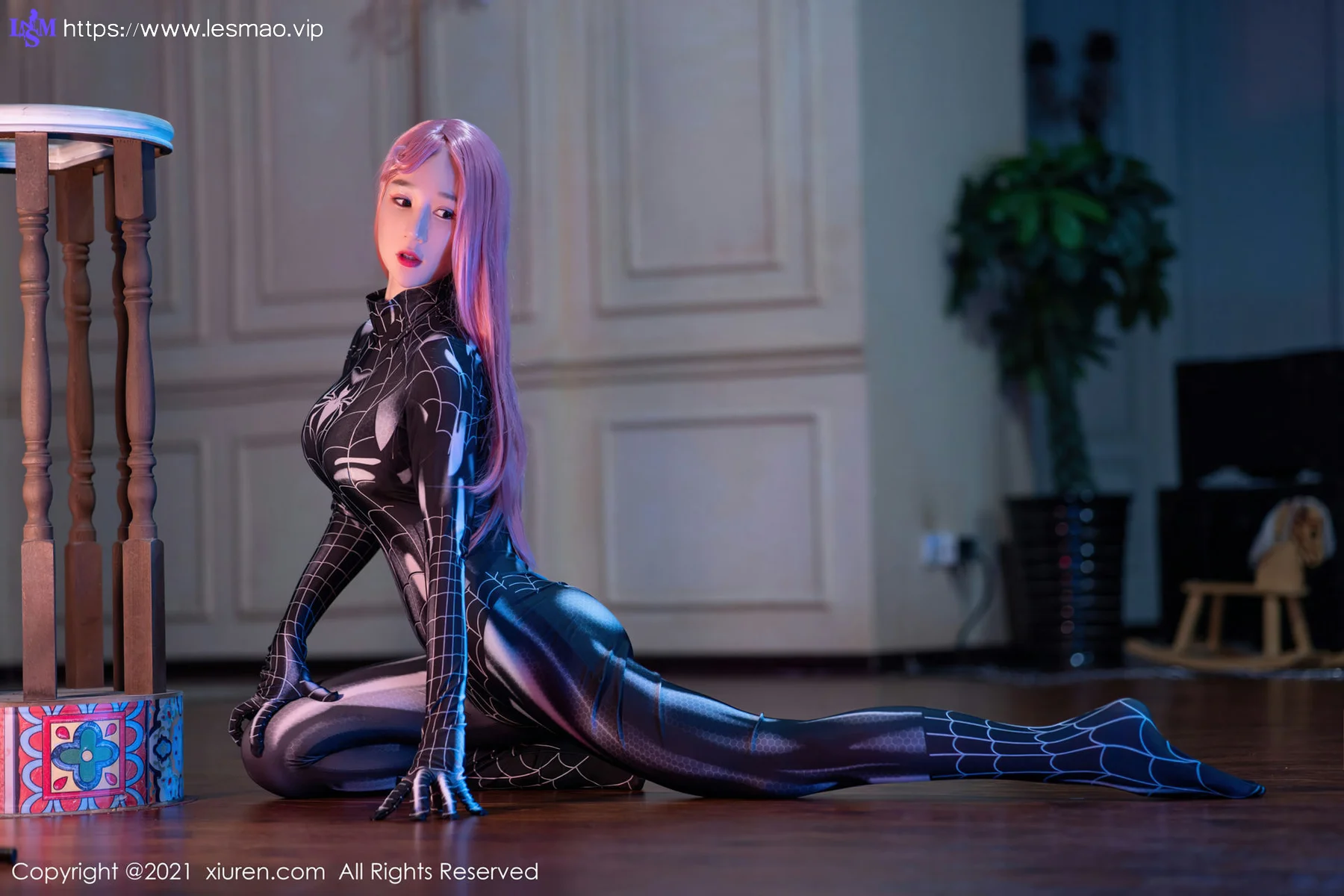 XiuRen 秀人 No.4070 毒液女香瓜臀御姐 顾乔楠Cora 性感写真3 - 12