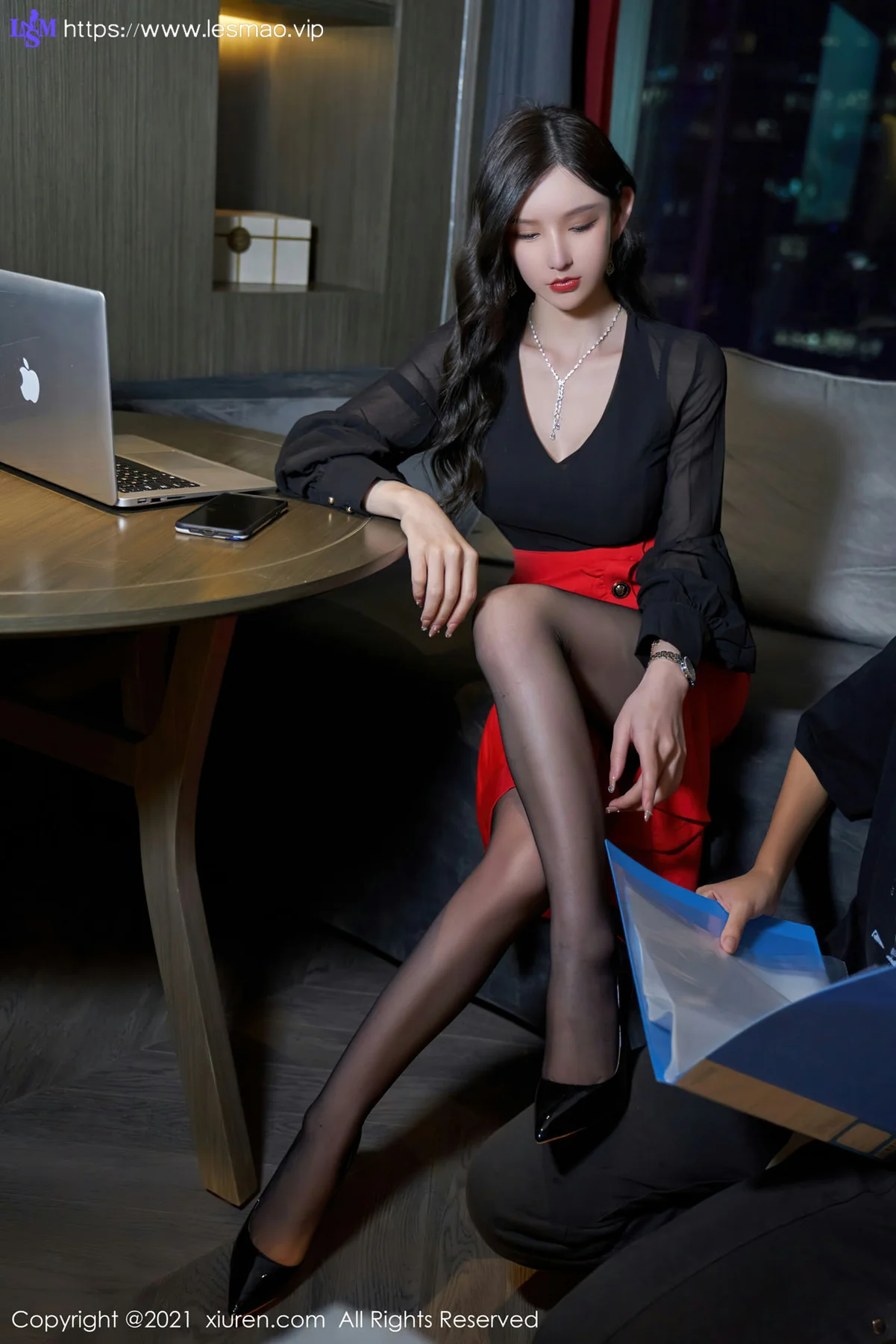 XiuRen 秀人 No.4075 霸道BOSS剧情主题 周于希Sandy 性感写真111 - 18
