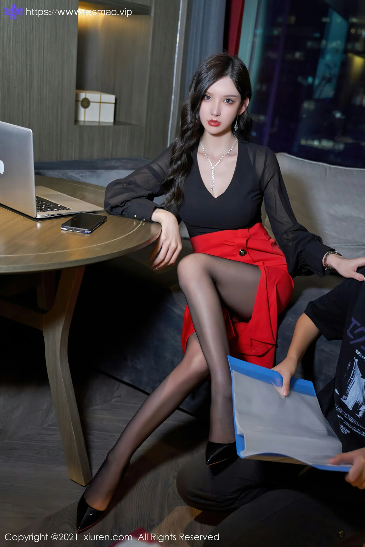 XiuRen 秀人 No.4075 霸道BOSS剧情主题 周于希Sandy 性感写真111 - 19