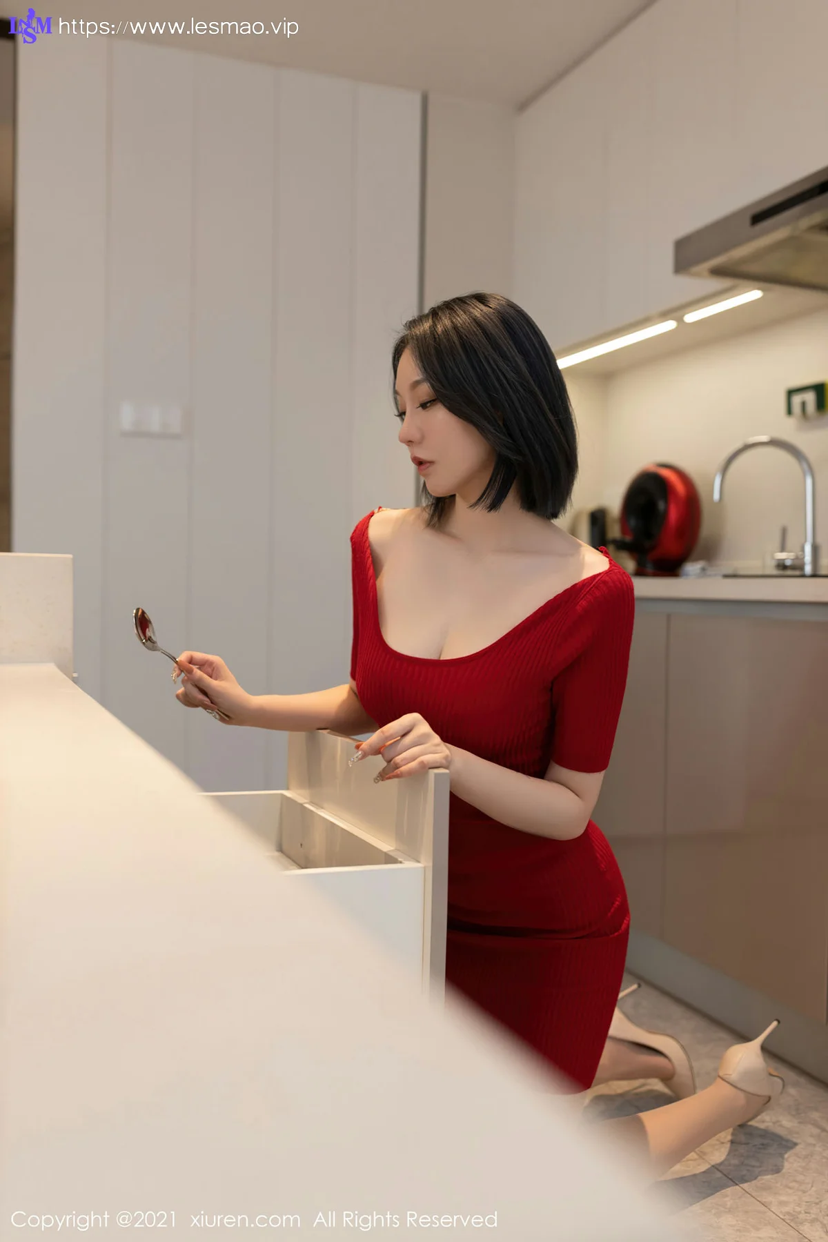 XiuRen 秀人 No.4077 人妻系列 安然Maleah 重庆旅拍写真1 - 30