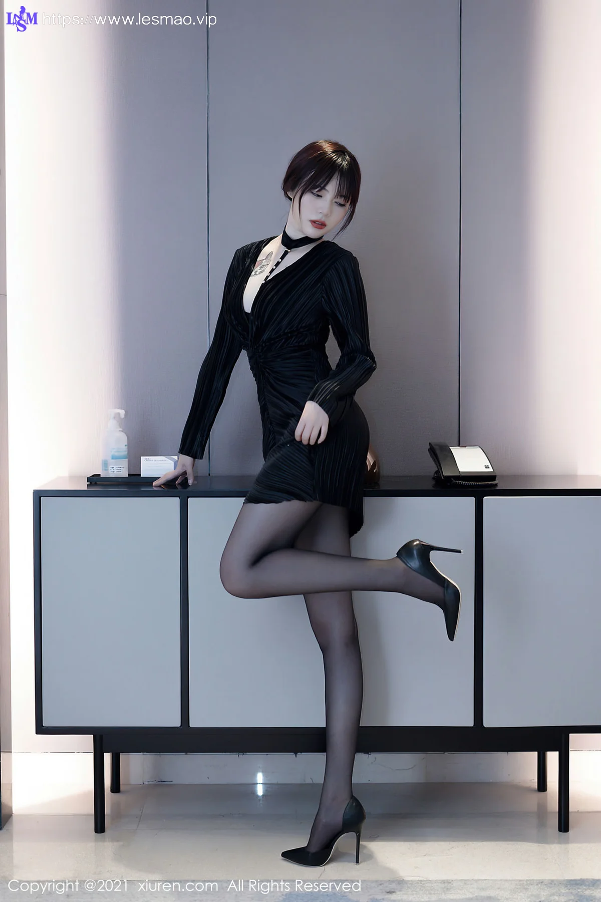 XiuRen 秀人 No.4080 黑丝魅惑 Arude薇薇 性感写真2 - 12