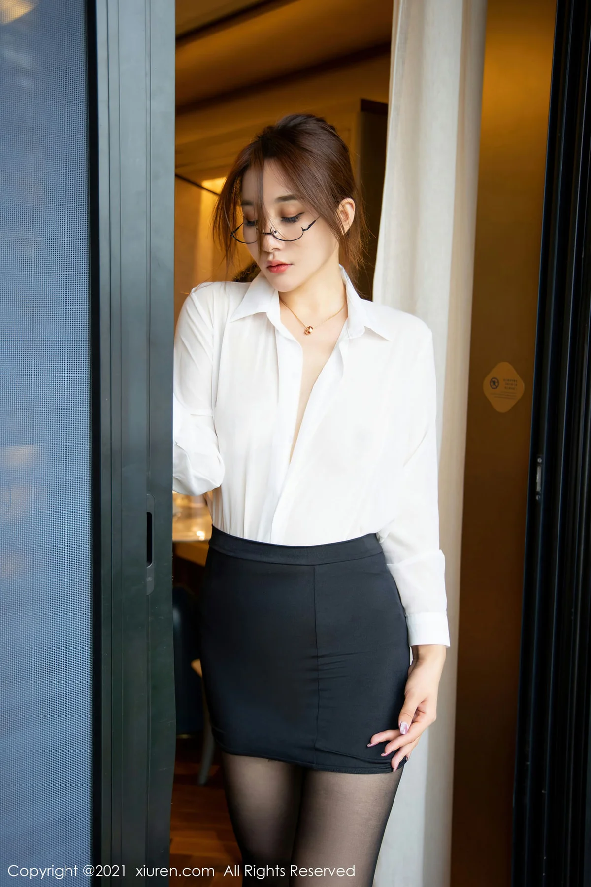 XiuRen 秀人 No.4093 眼镜秘书OL 宥利 新人模特首套写真2 - 74