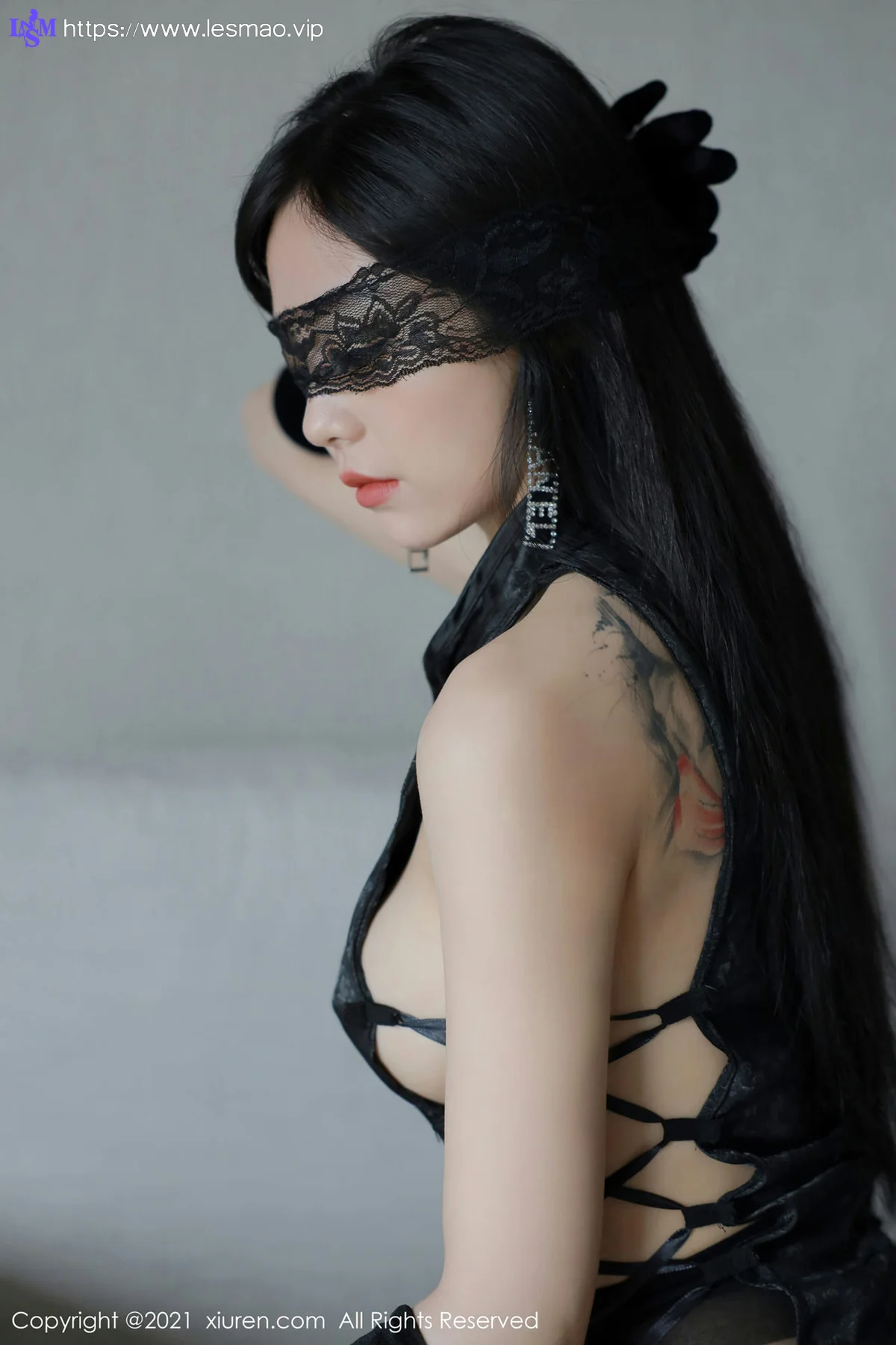XiuRen 秀人 No.4125 古典高开衩旗袍 佘贝拉bella 性感写真 - 11