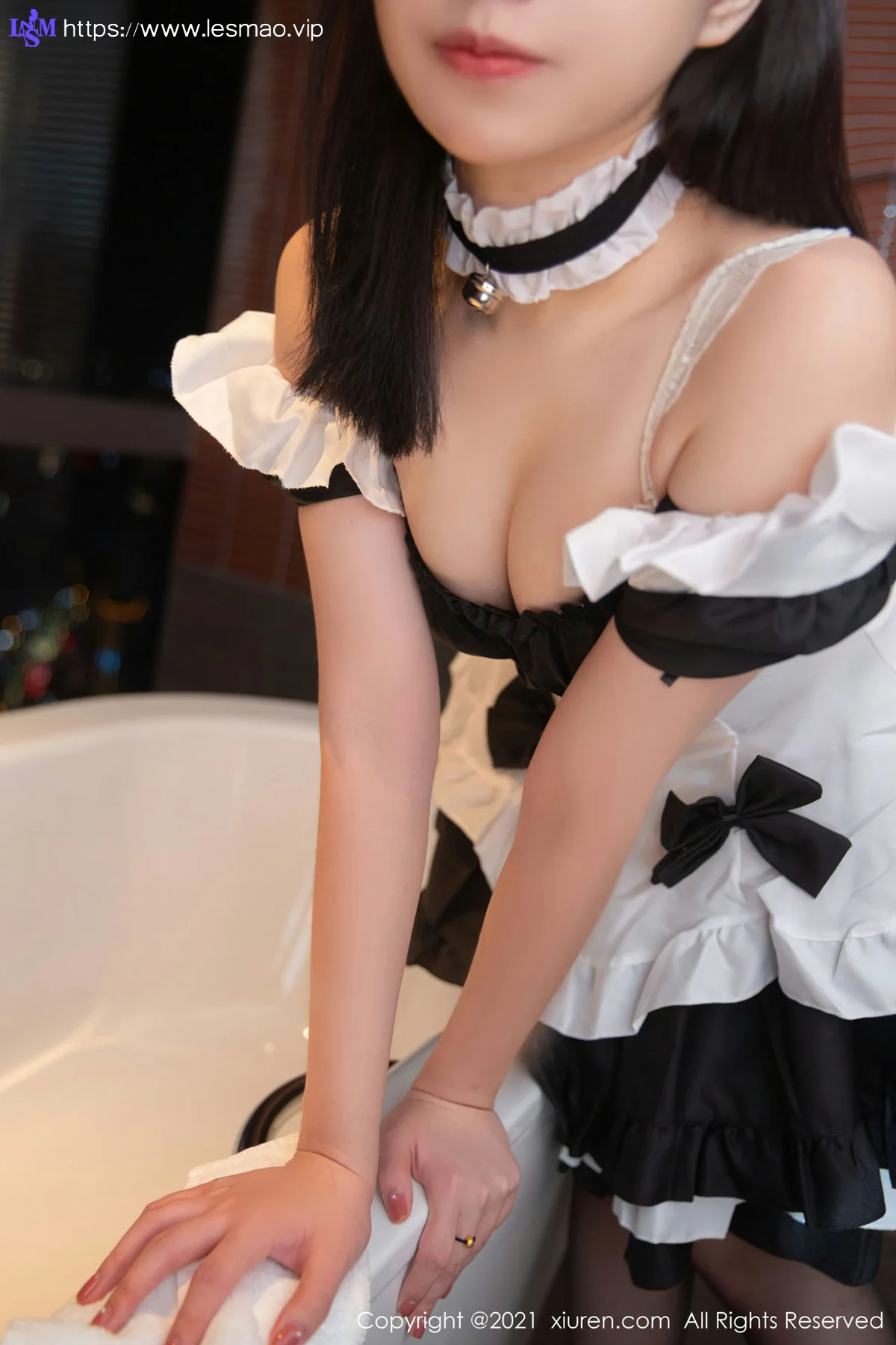 XiuRen 秀人 No.4153 深夜女仆服务 一颗甜蛋黄a 性感写真1 - 41