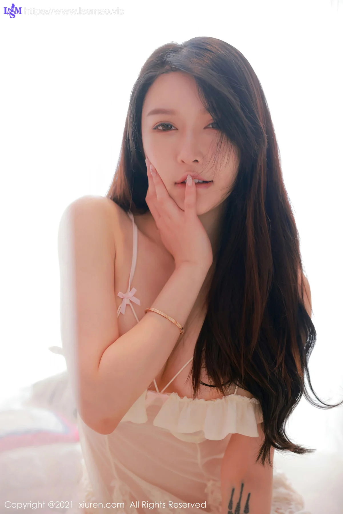 XiuRen 秀人 No.4160 蕾丝吊裙 玉兔miki 大理旅拍 - 27