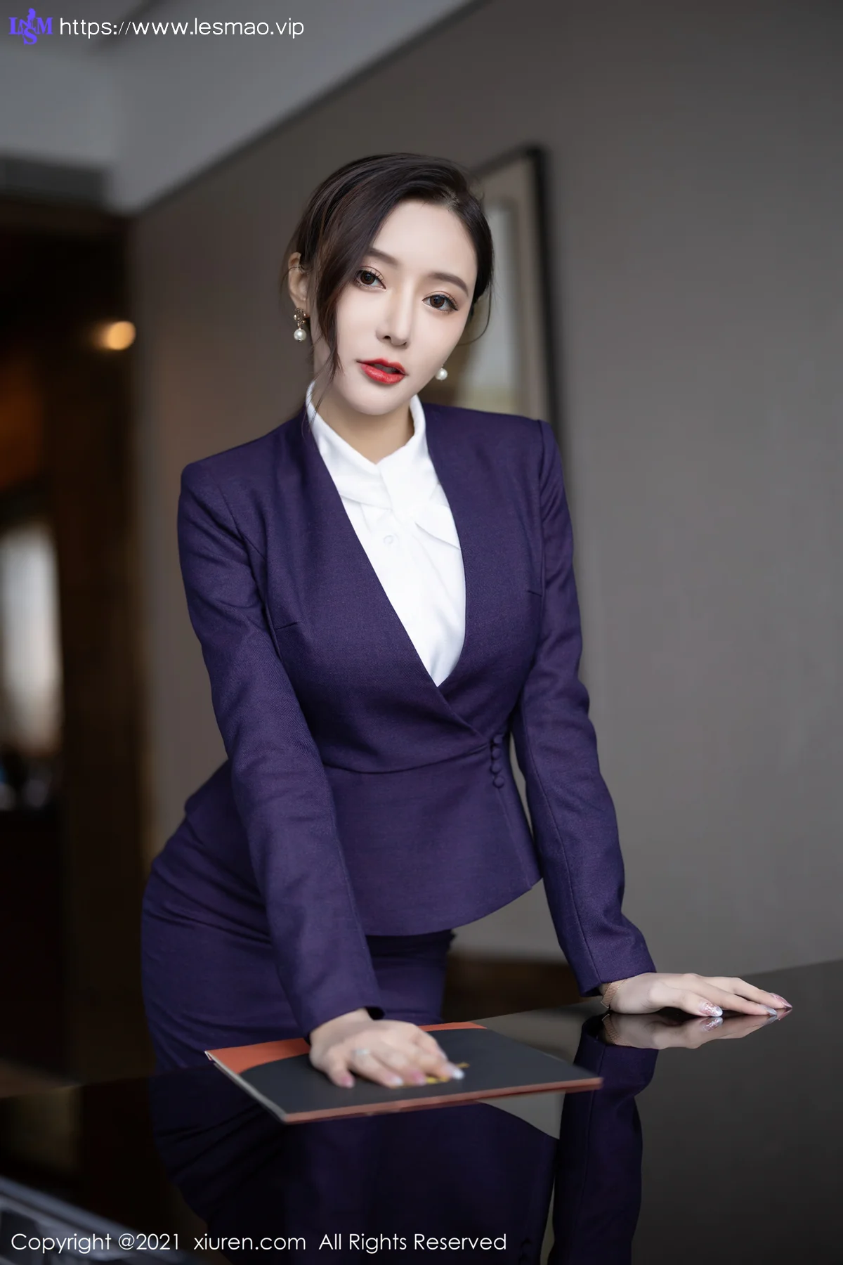 XiuRen 秀人 No.4184 职业装OL 王馨瑶yanni 性感写真1 - 15