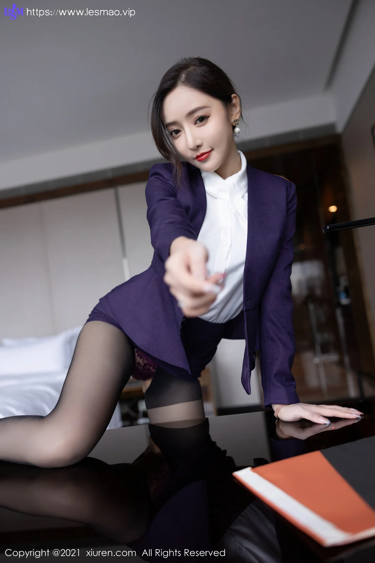 XiuRen 秀人 No.4184 职业装OL 王馨瑶yanni 性感写真1 - 26