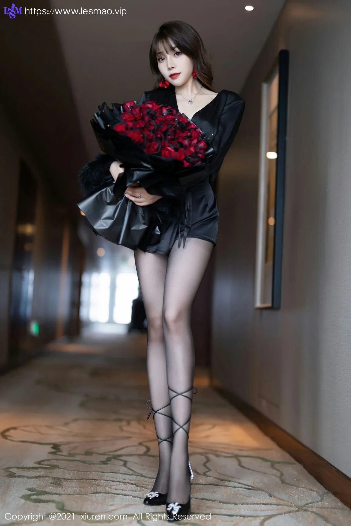 XiuRen 秀人 No.4205 娇媚欲滴 芝芝Booty 性感写真11 - 11