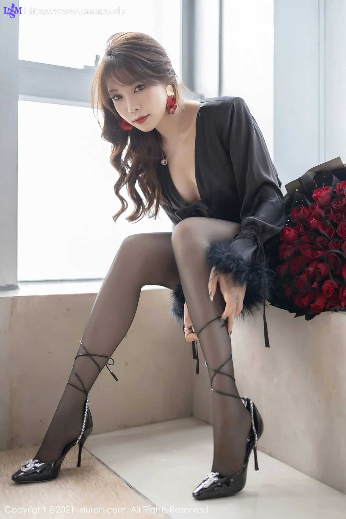 XiuRen 秀人 No.4205 娇媚欲滴 芝芝Booty 性感写真11 - 17