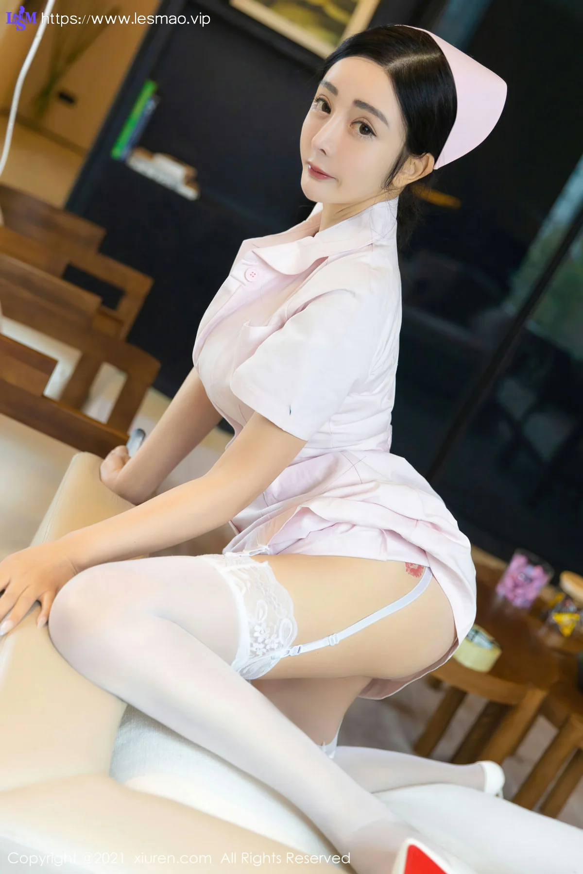 XiuRen 秀人 No.4209 护士长与医师主题 王雨纯和允爾 模特合集 - 33