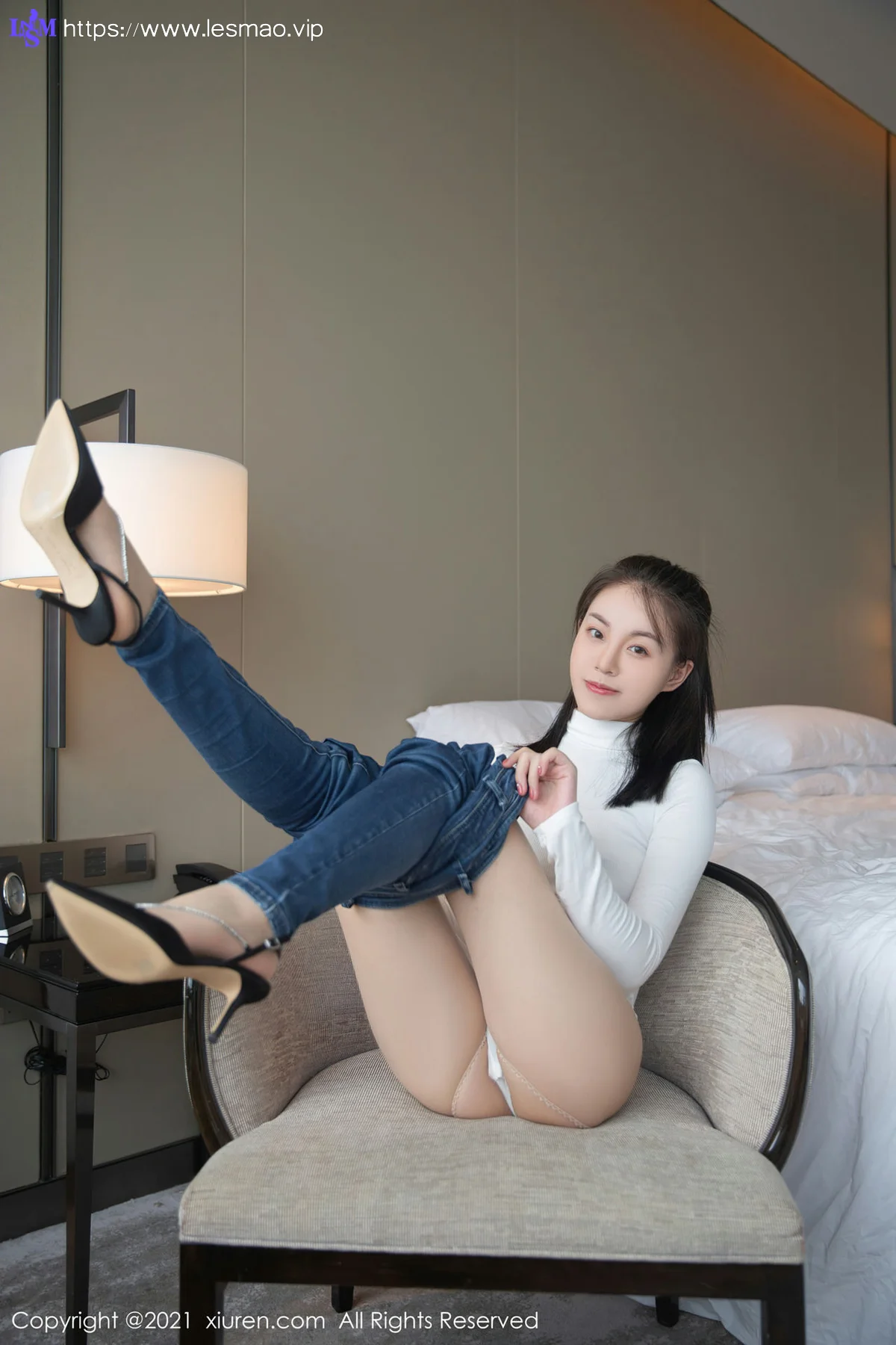 XiuRen 秀人 No.4224 极致丝袜 一颗甜蛋黄a 性感写真1 - 30