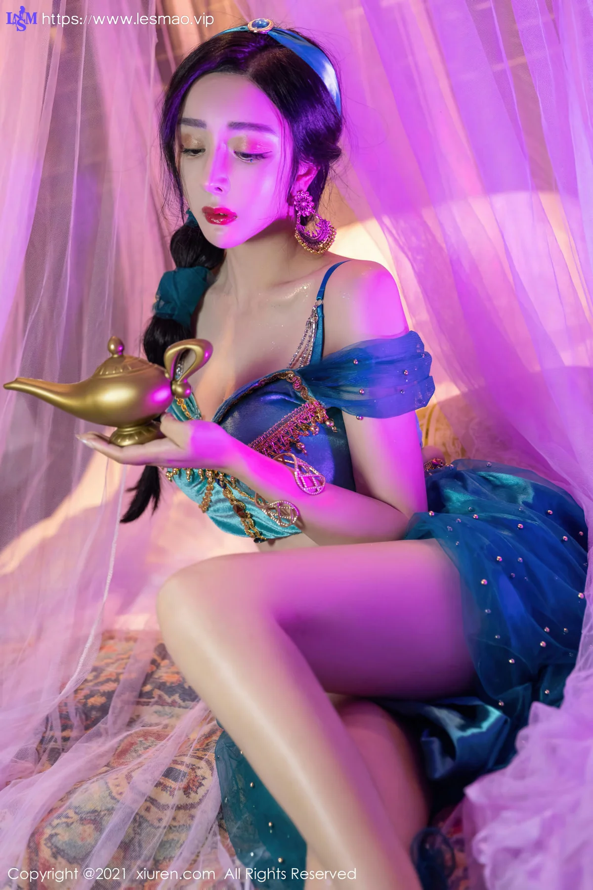 XiuRen 秀人 No.4243 丰腴婀娜 允爾 成都旅拍 - 12