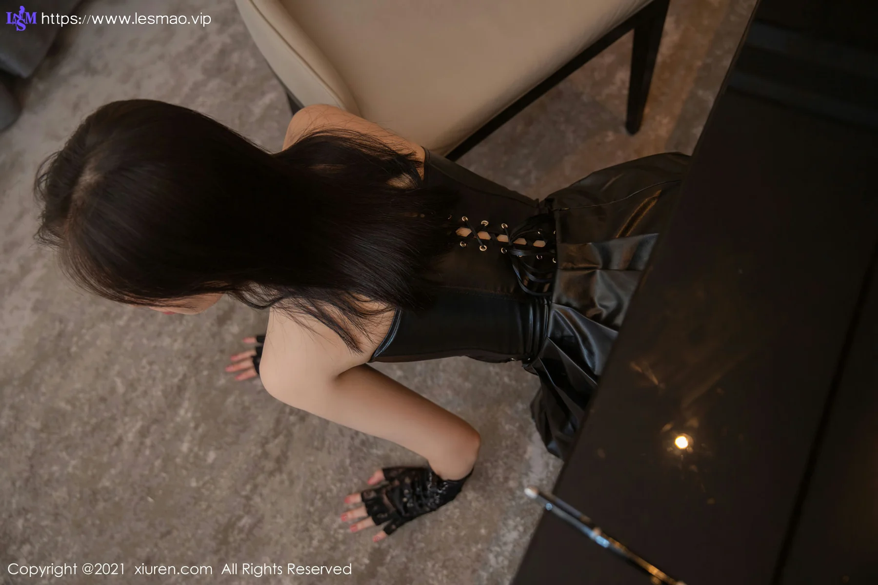 XiuRen 秀人 No.4256 皮裙与网袜 一颗甜蛋黄a 性感写真22 - 15