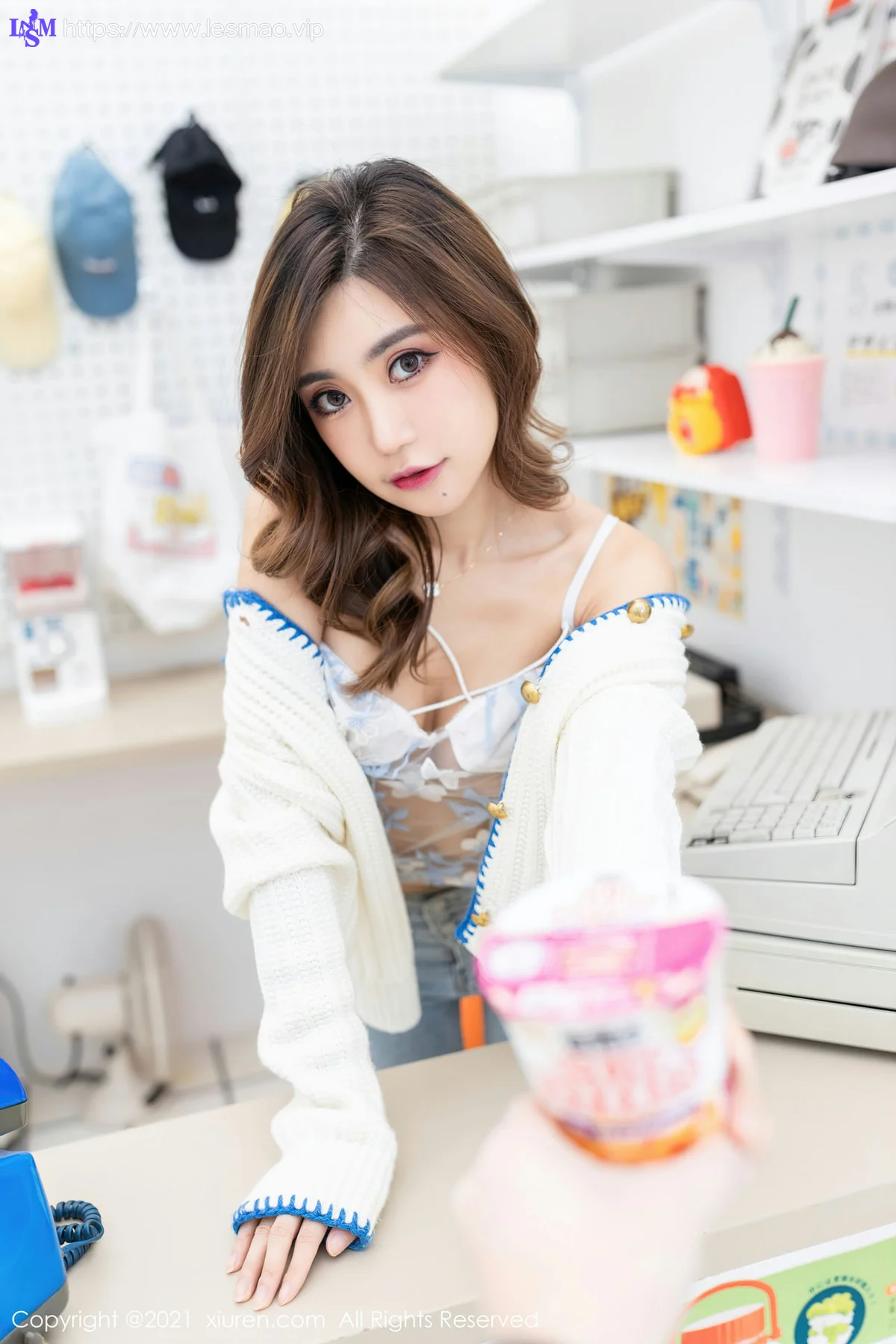 XiuRen 秀人 No.4257 超市场景 绮里嘉ula性感写真111 - 13
