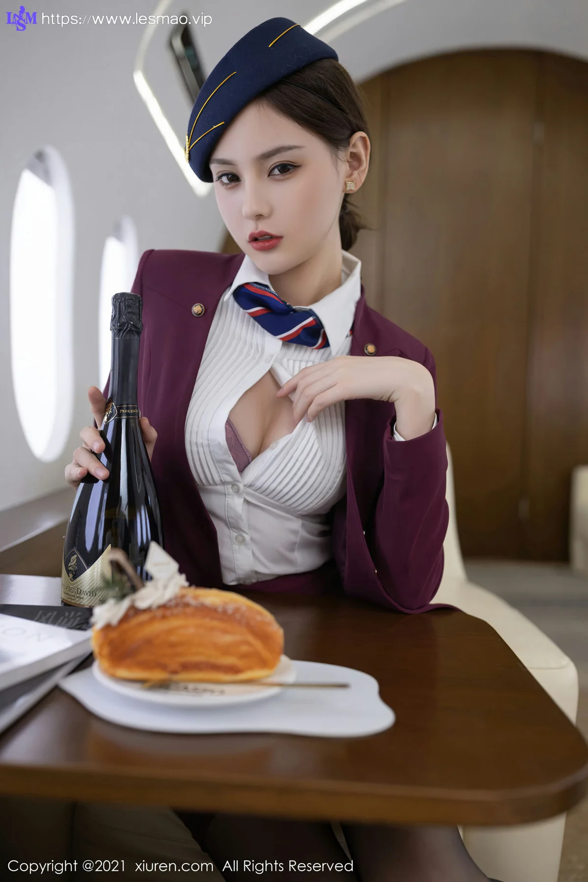 XiuRen 秀人 No.4264 空姐制服 王心怡 性感写真22 - 41