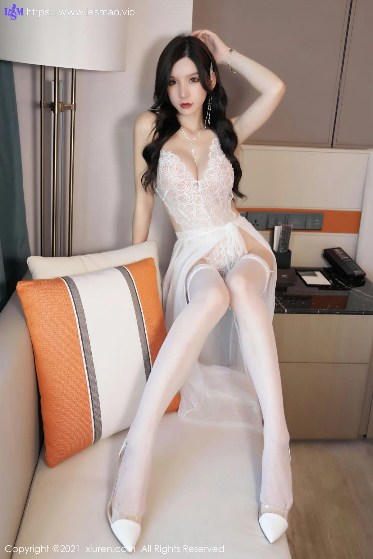 XiuRen 秀人 No.4284 透视洁白诱人 周于希Sandy 性感写真11 - 34