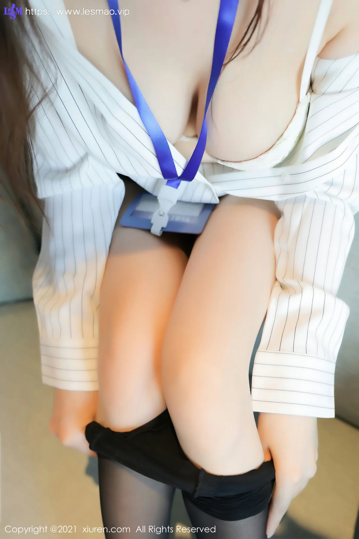 XiuRen 秀人 No.4291 短裙秘书OL 月音瞳 性感写真 - 59