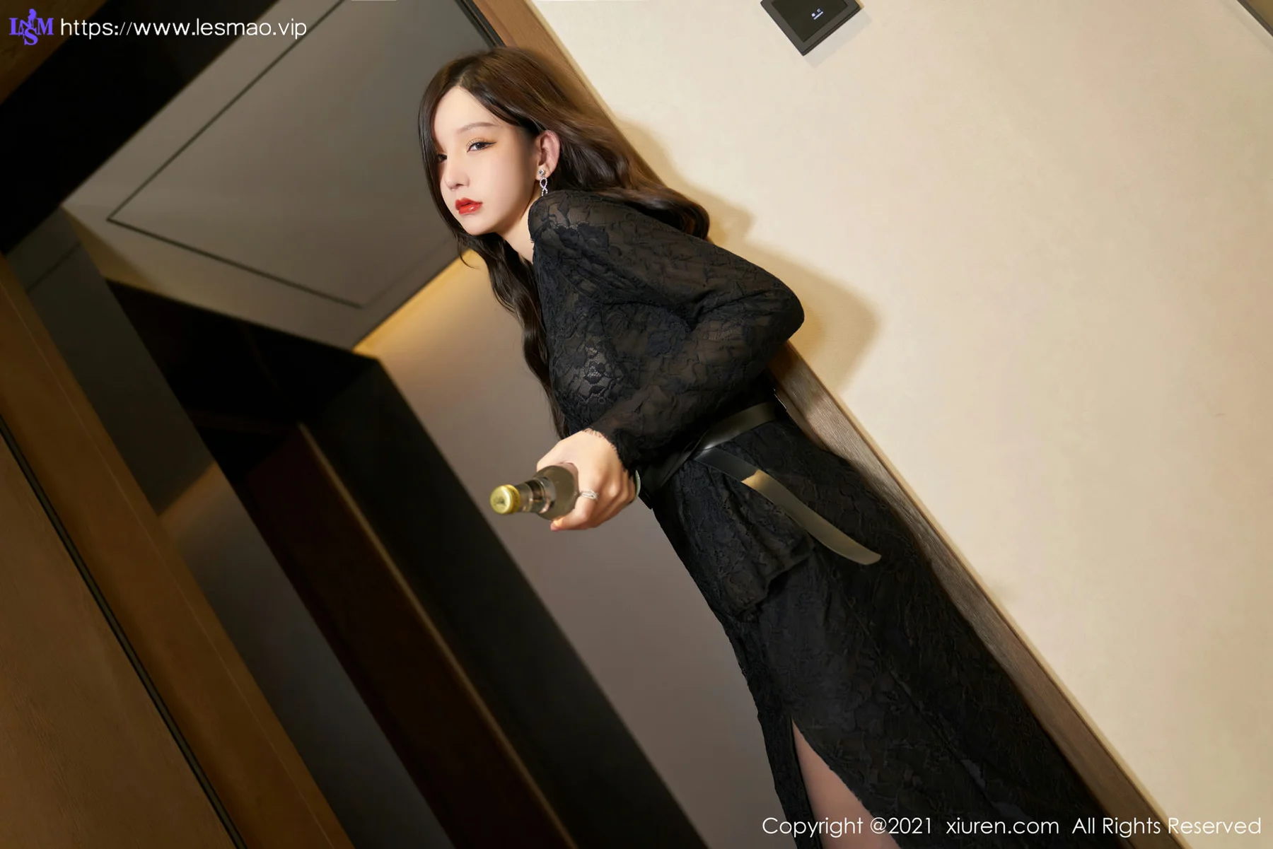 XiuRen 秀人 No.4298 黑色制服 周于希Sandy 性感写真1 - 18