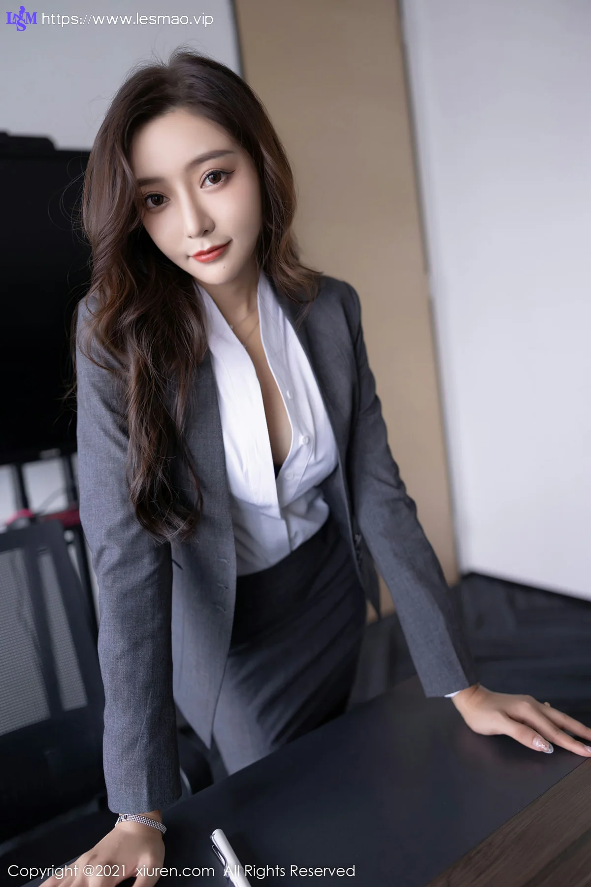 XiuRen 秀人 No.4304 职业装OL 王馨瑶yanni 性感写真1 - 33