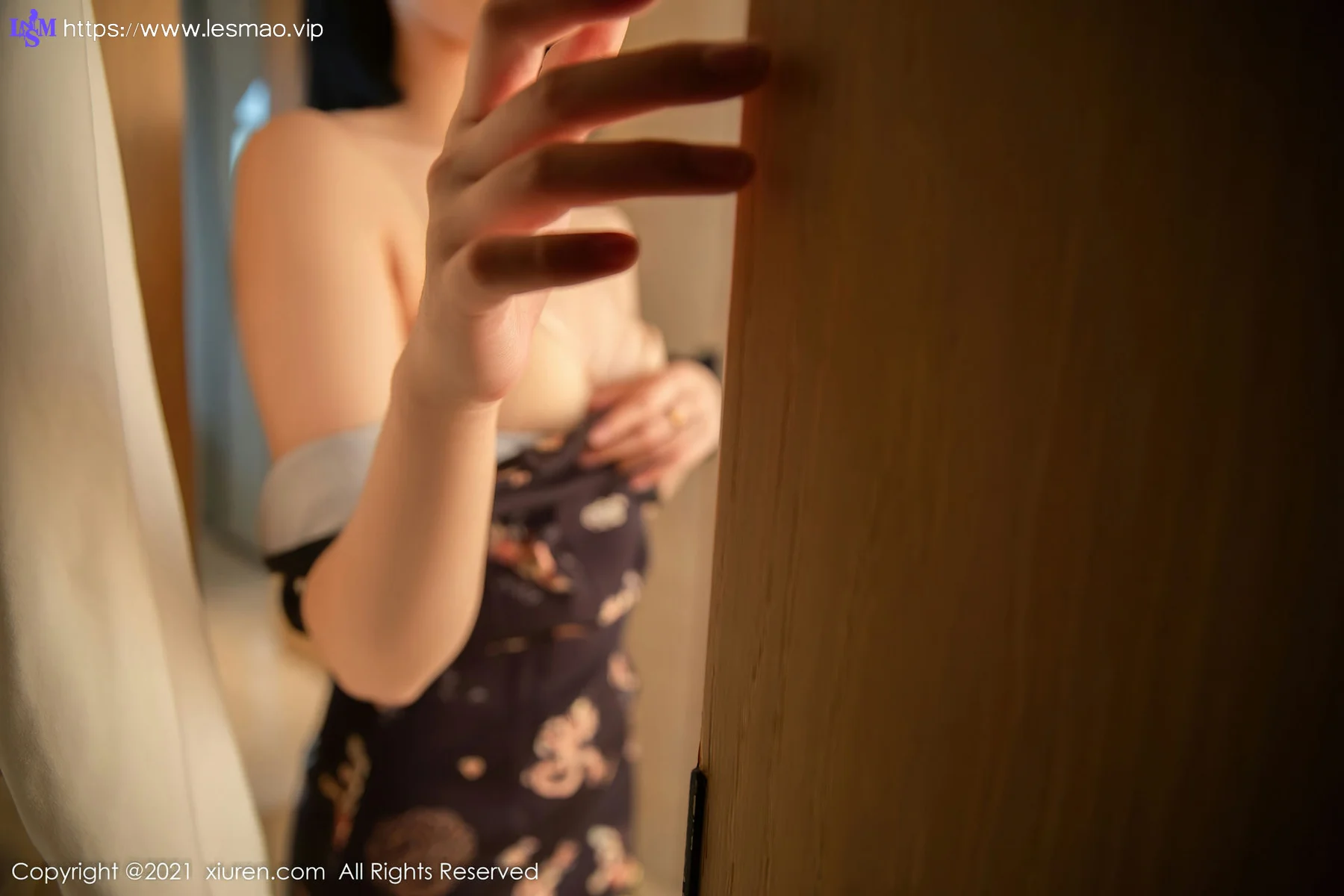 XiuRen 秀人 No.4334 柜里的秘密 一颗甜蛋黄a 性感写真1 - 24