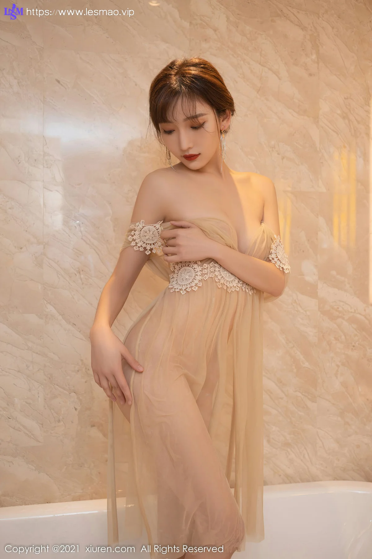 XiuRen 秀人 No.4347 透明轻纱上衣 陆萱萱 性感拍写真11 - 86