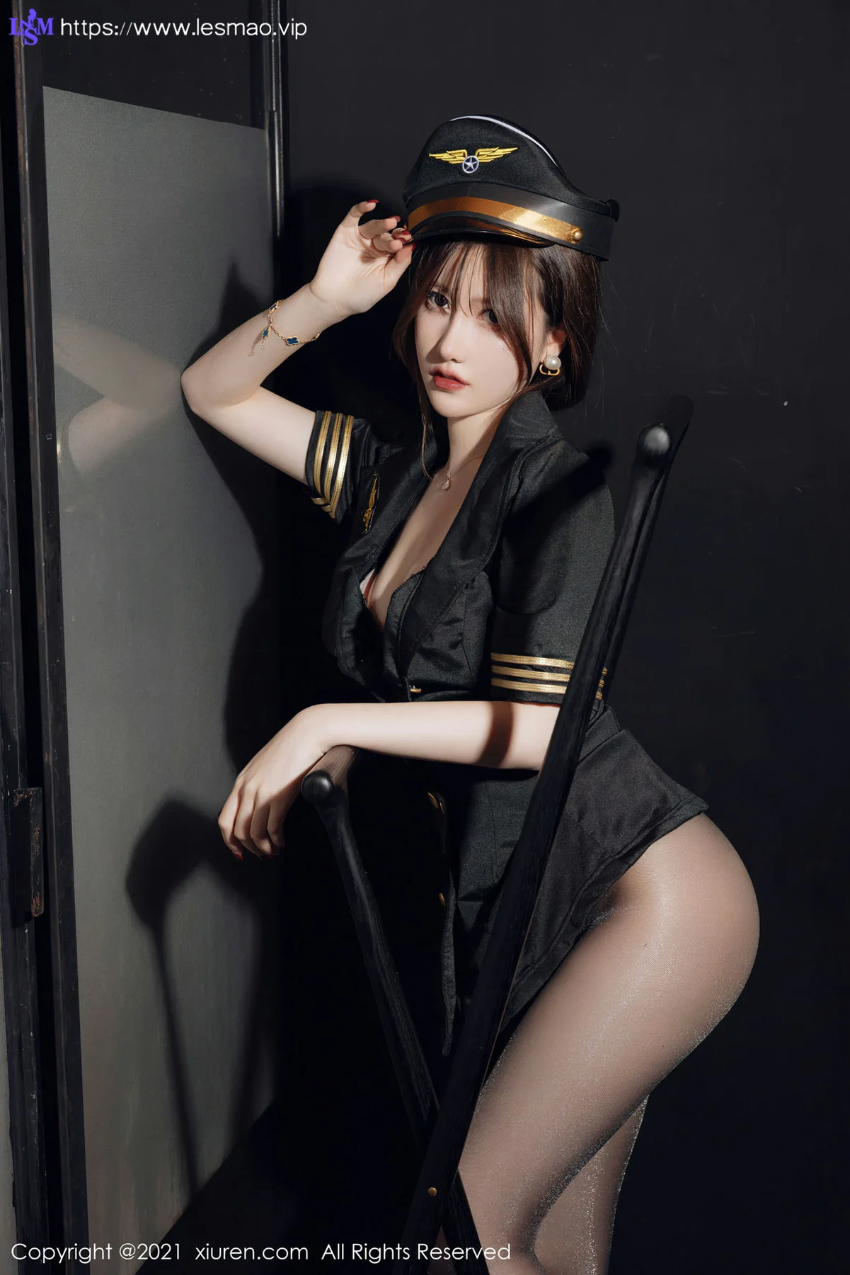 XiuRen 秀人 No.4355 空军制服 美桃酱 性感拍写真33 - 23
