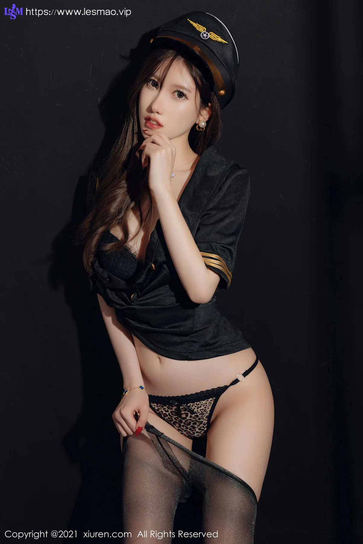 XiuRen 秀人 No.4355 空军制服 美桃酱 性感拍写真33 - 59