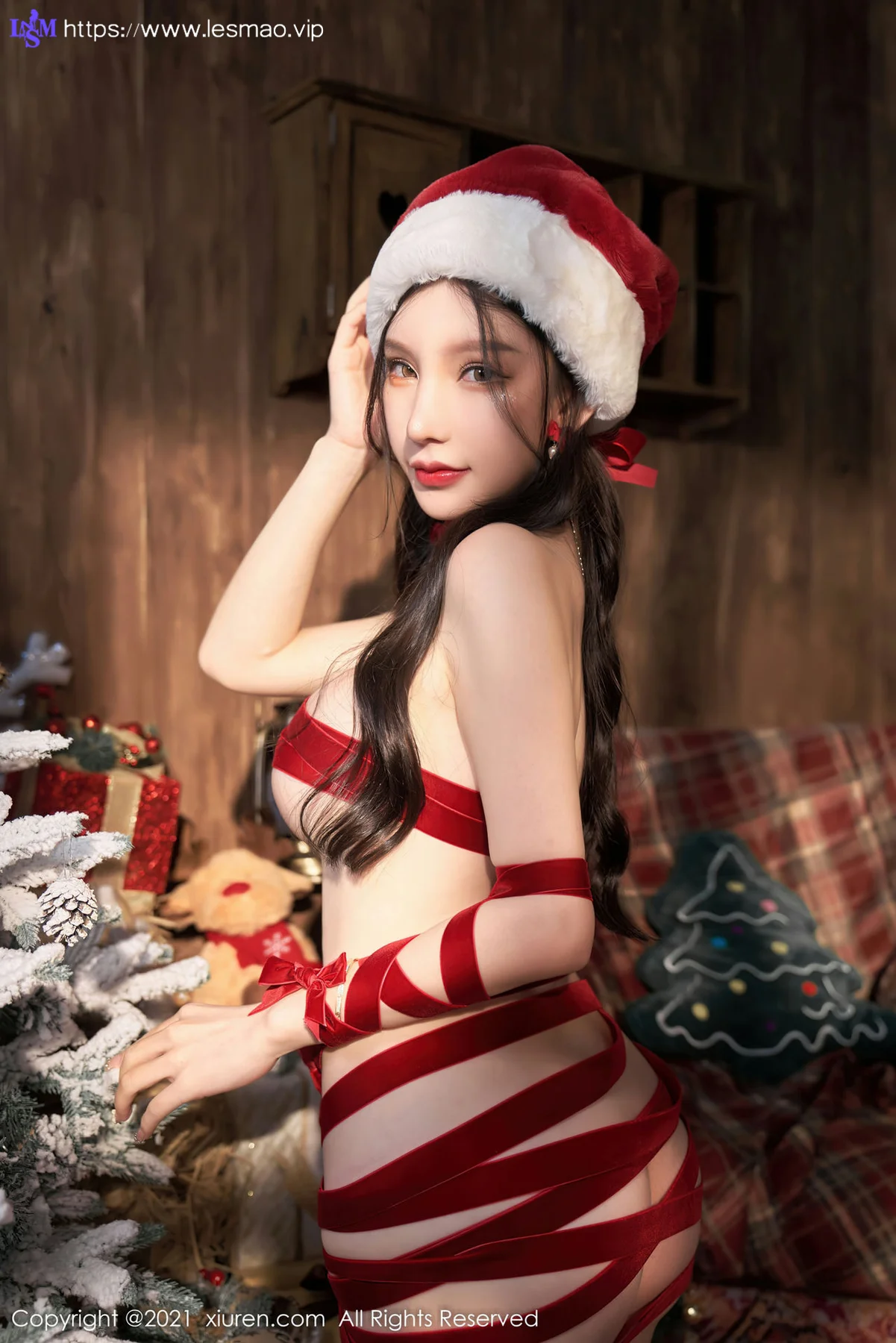 XiuRen 秀人 No.4385 红色丝带 周于希Sally 性感写真 - 34