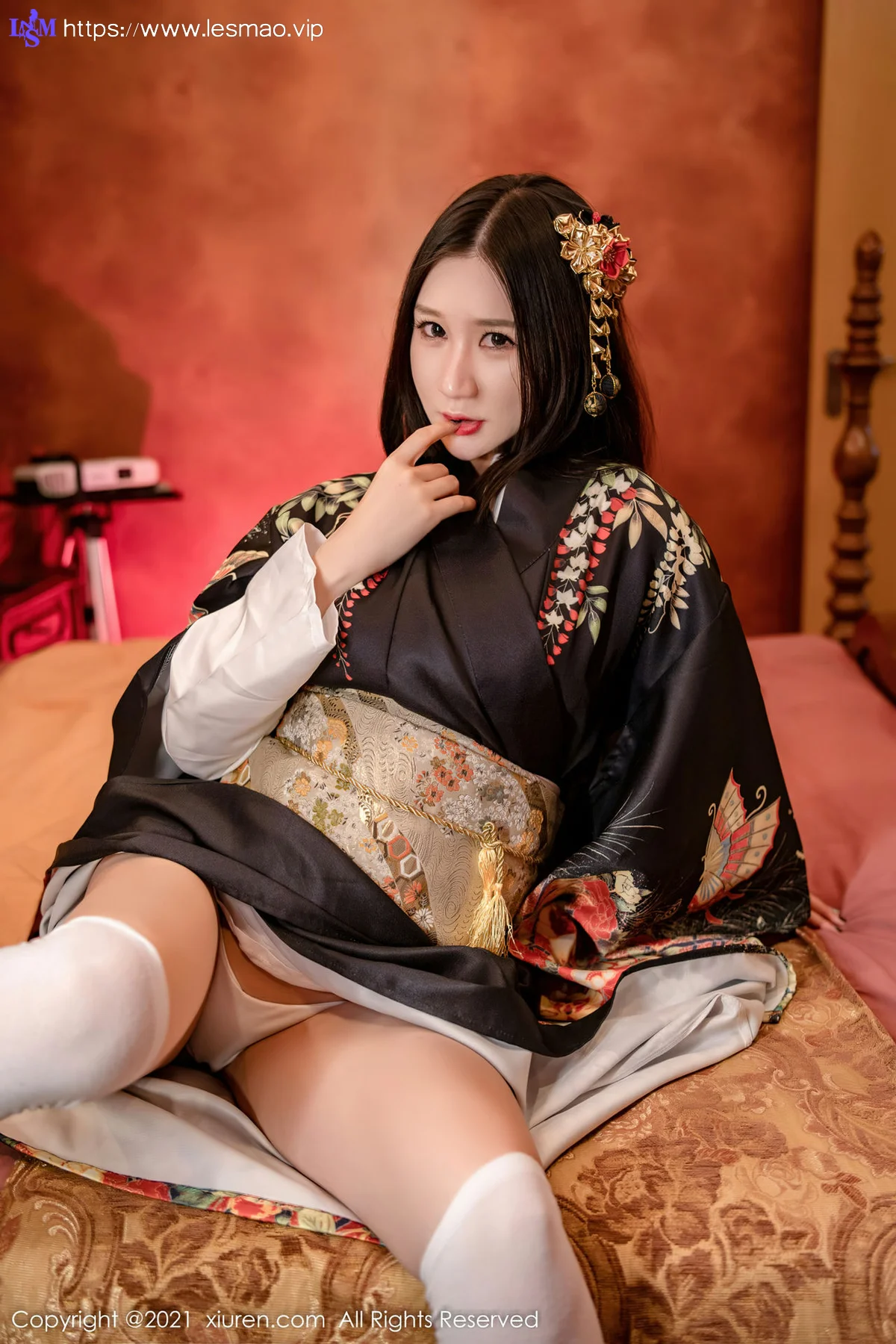 XiuRen 秀人 No.4386 肉感御姐 顾乔楠Cora 性感写真 - 11