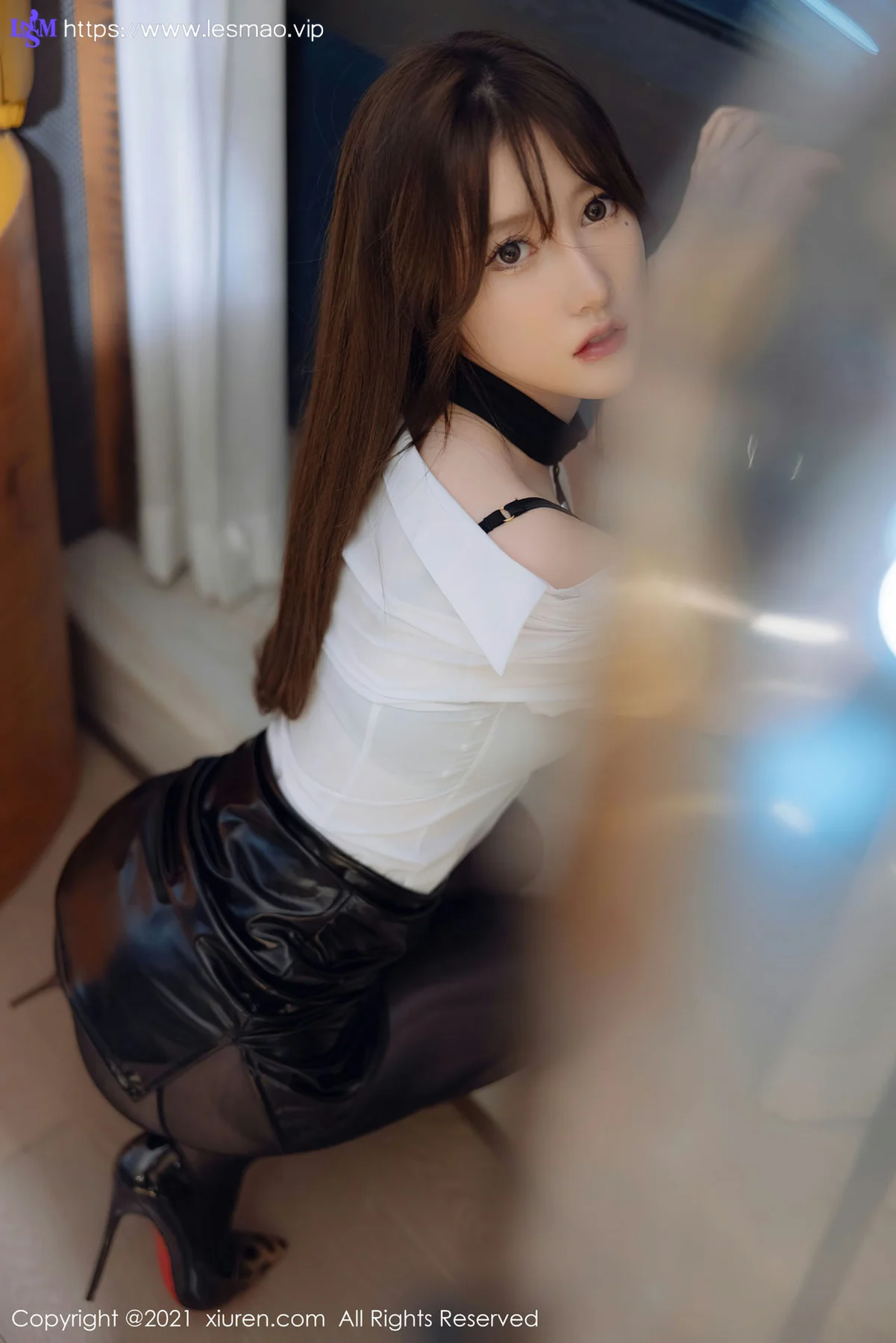 XiuRen 秀人 No.4395 黑色皮裙  美桃酱 性感写真222 - 36